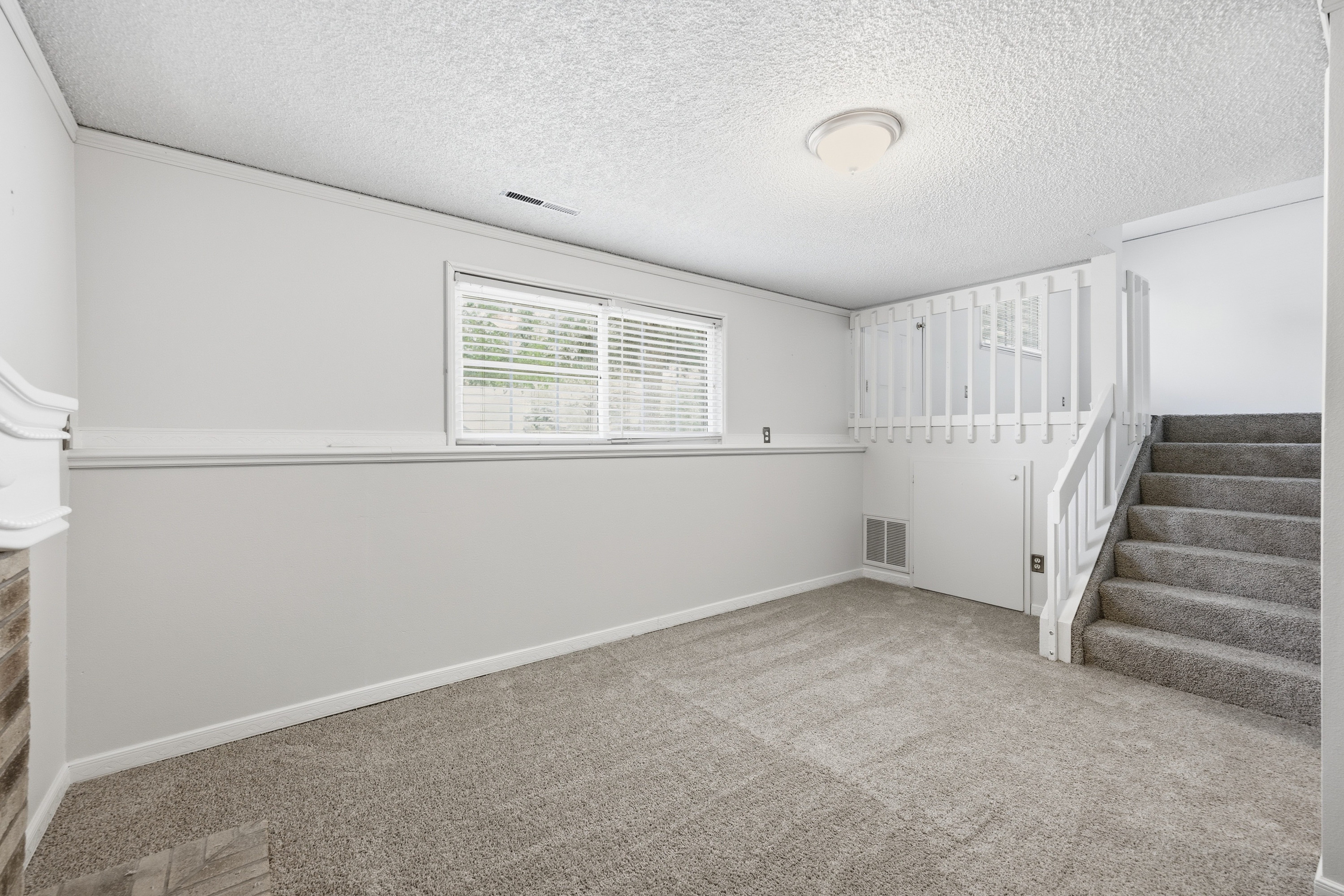 Photo 10 of 34 of 3045 Zephyr Dr, Colorado Springs, CO