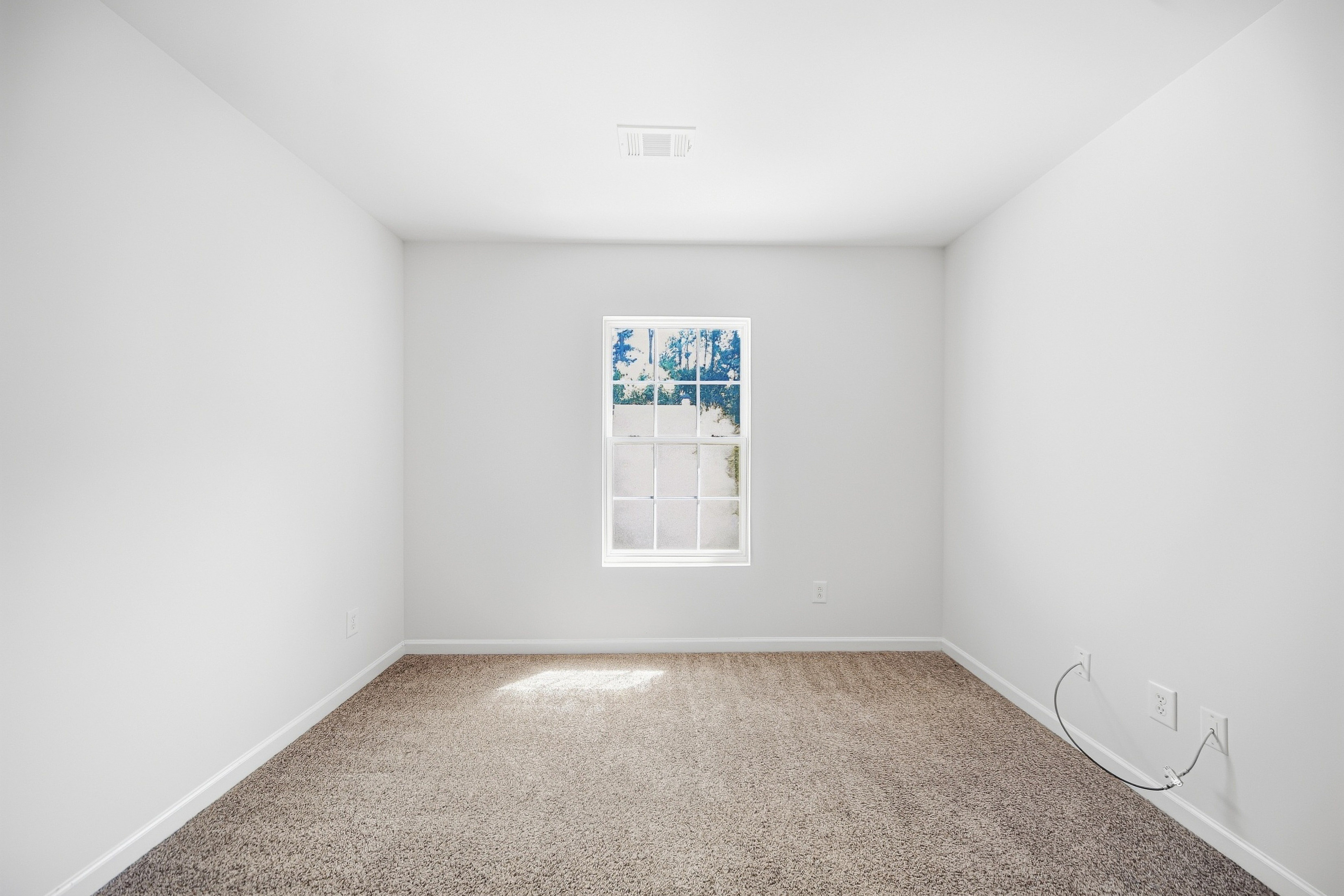 Photo 12 of 22 of 3318 Fernview Dr, Lawrenceville, GA