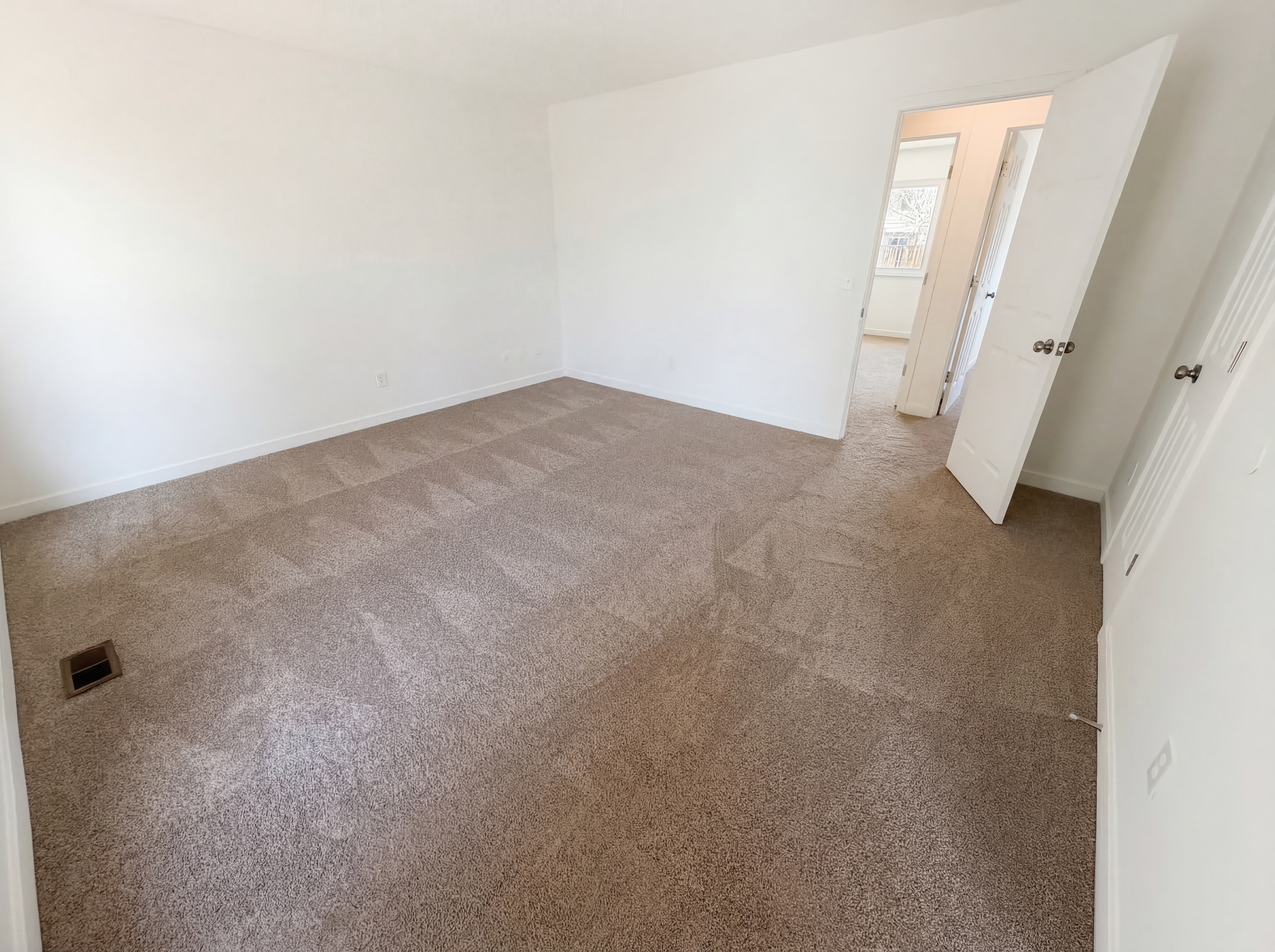 Photo 18 of 36 of 1146 S Cathay St, Aurora, CO