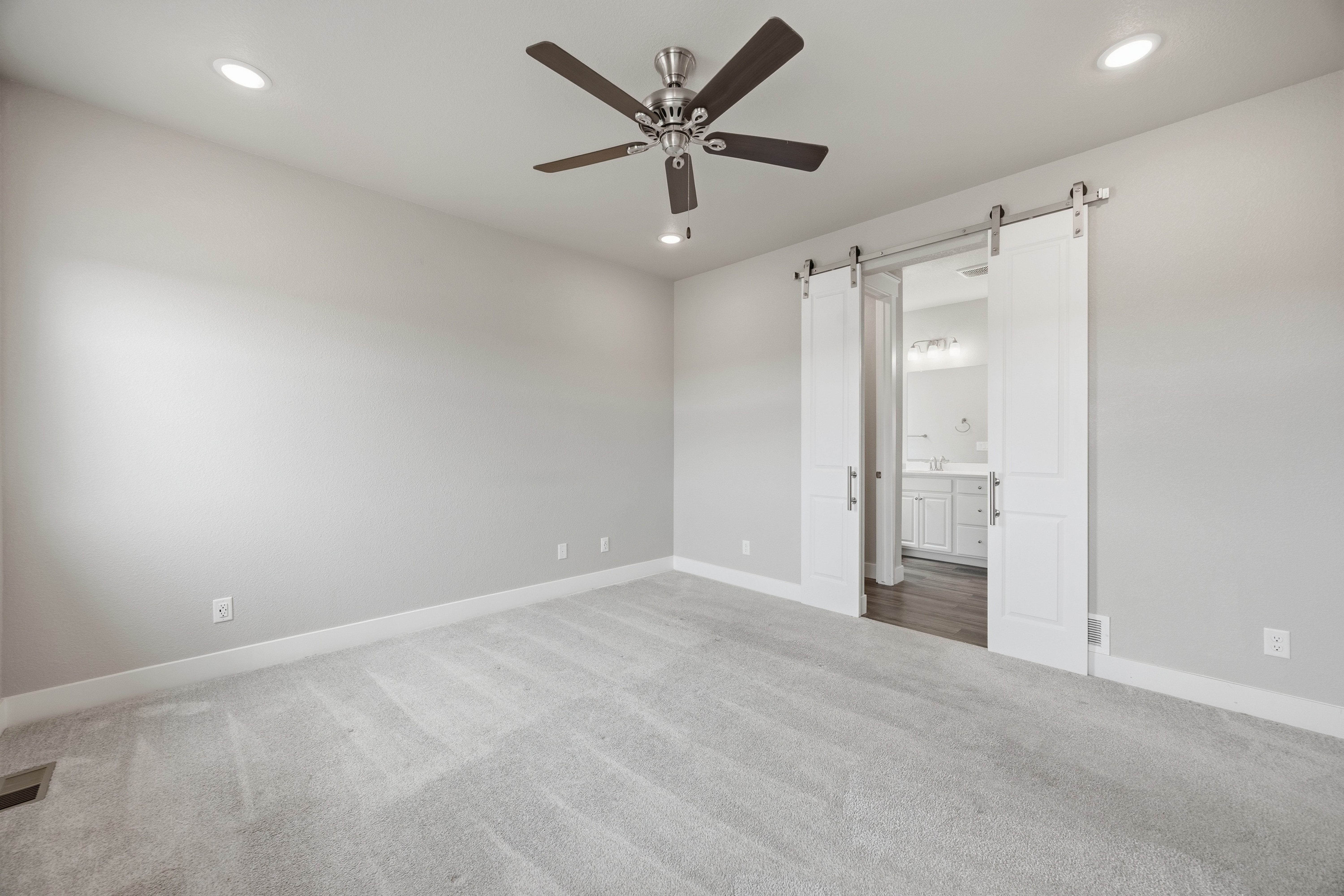 Photo 31 of 51 of 15637 Native Willow Dr, Monument, CO