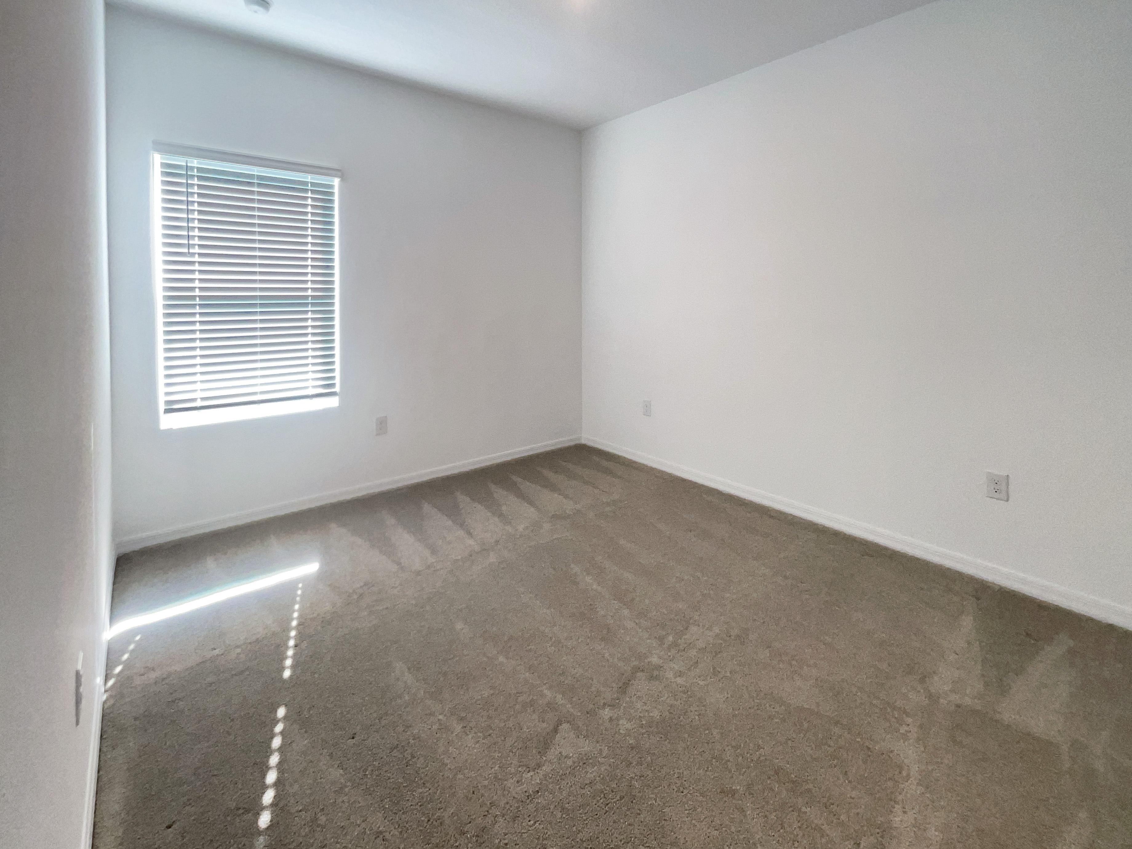 Photo 11 of 22 of 8513 Lilias Cir, Jacksonville, FL