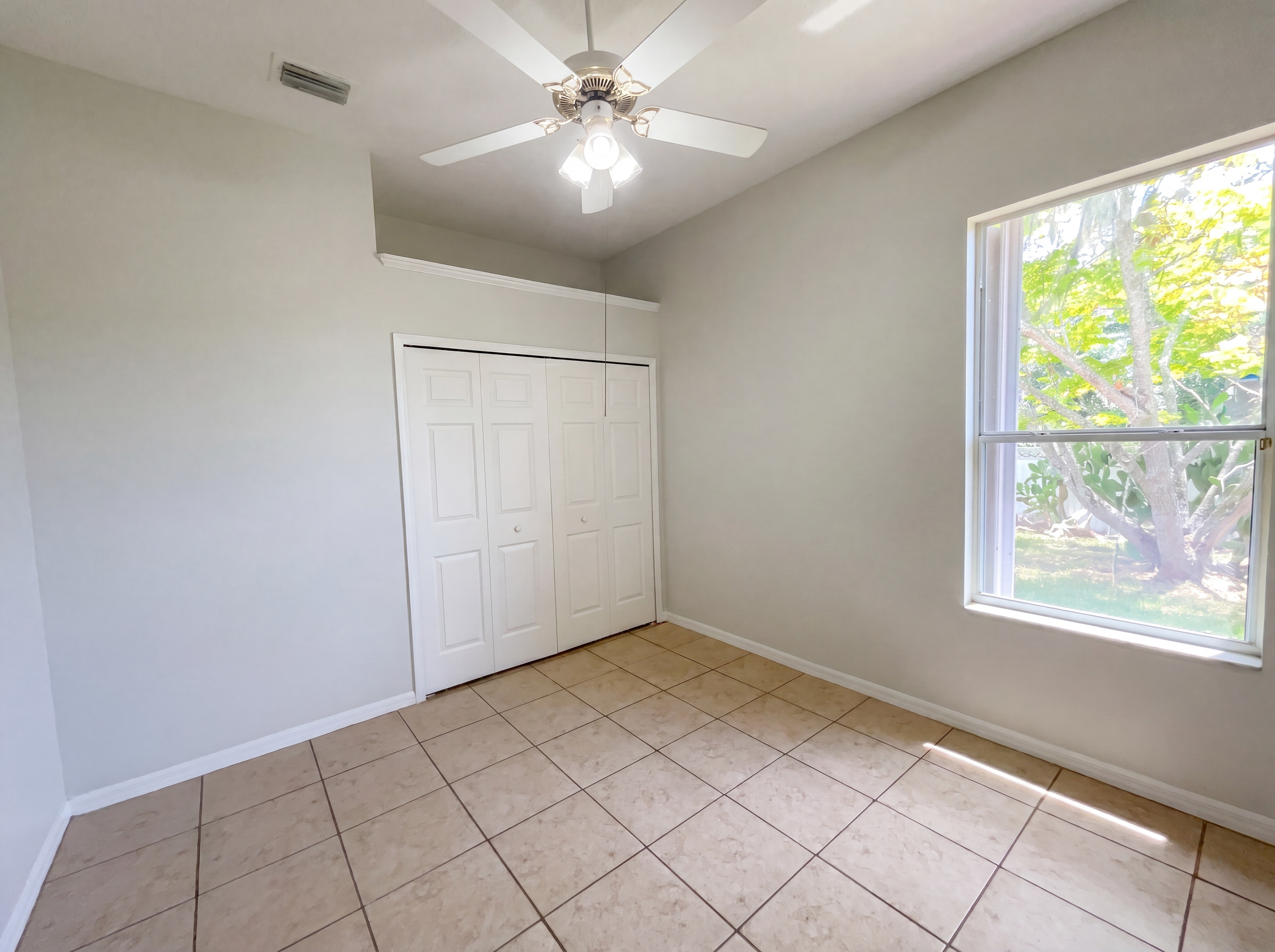 Photo 19 of 35 of 62 Cordona Dr, Kissimmee, FL