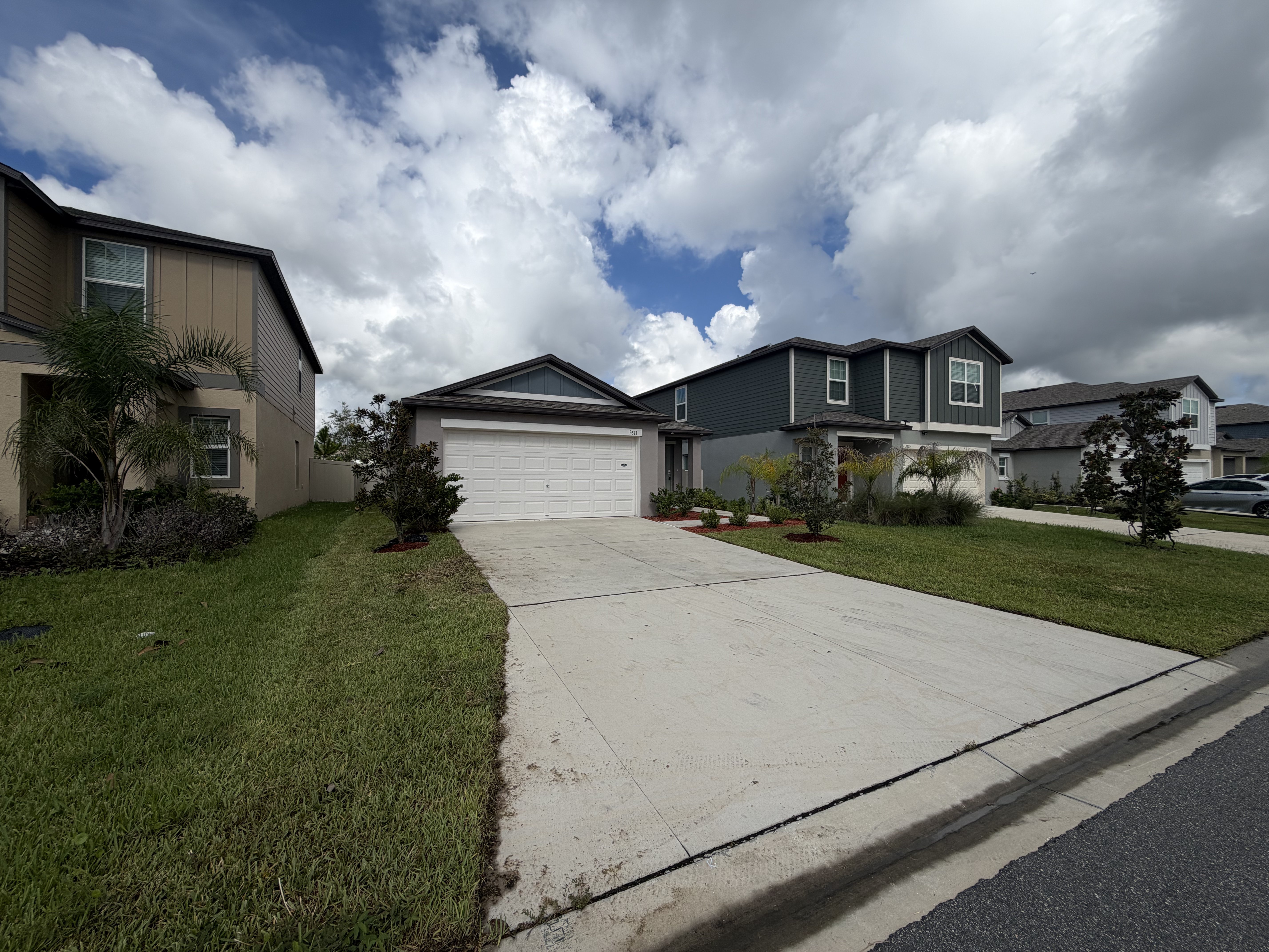 Photo 15 of 18 of 3513 Radiant Mountain Dr, Plant City, FL