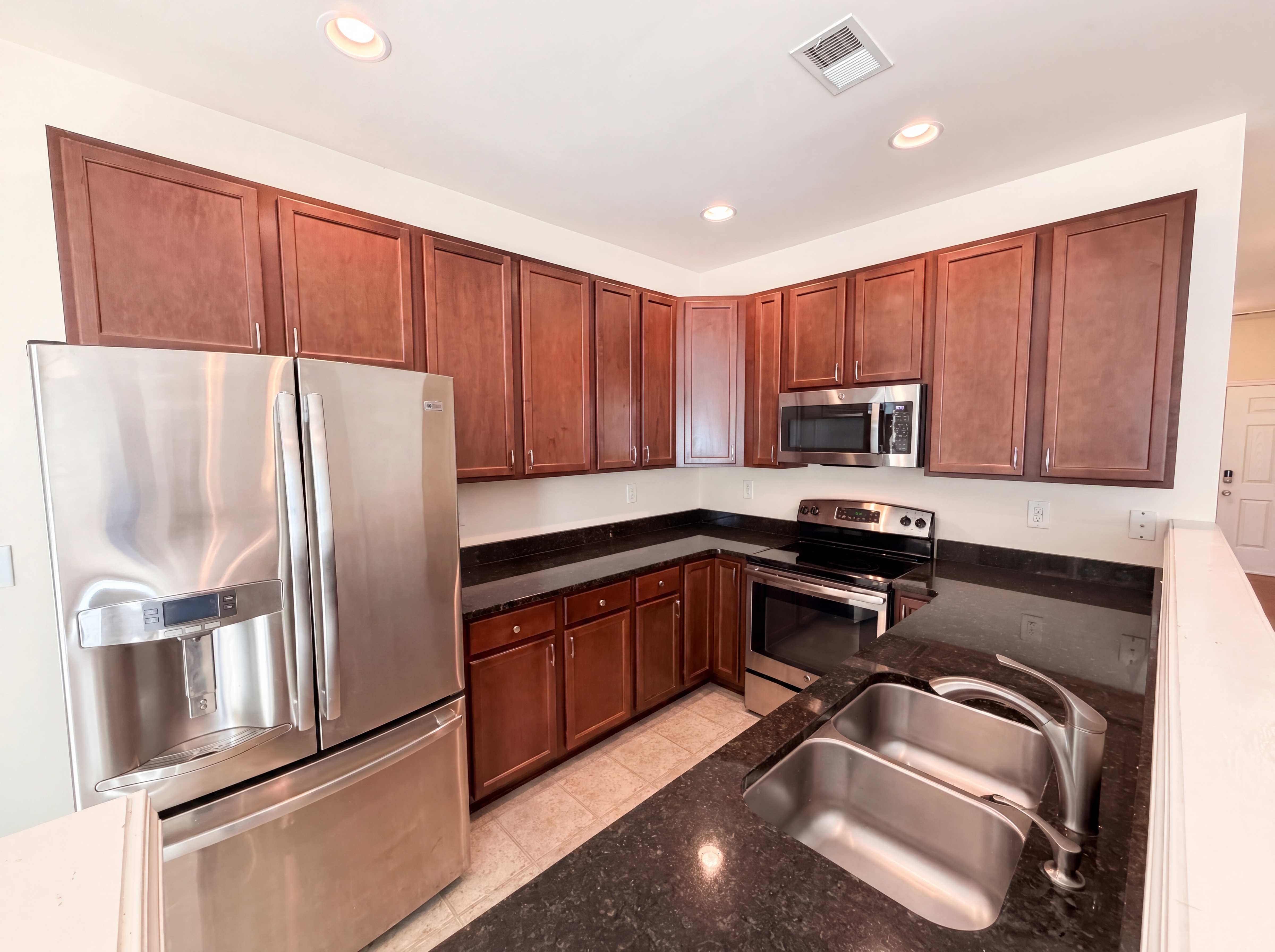Photo 8 of 19 of 13809 Singleleaf Ln, Charlotte, NC