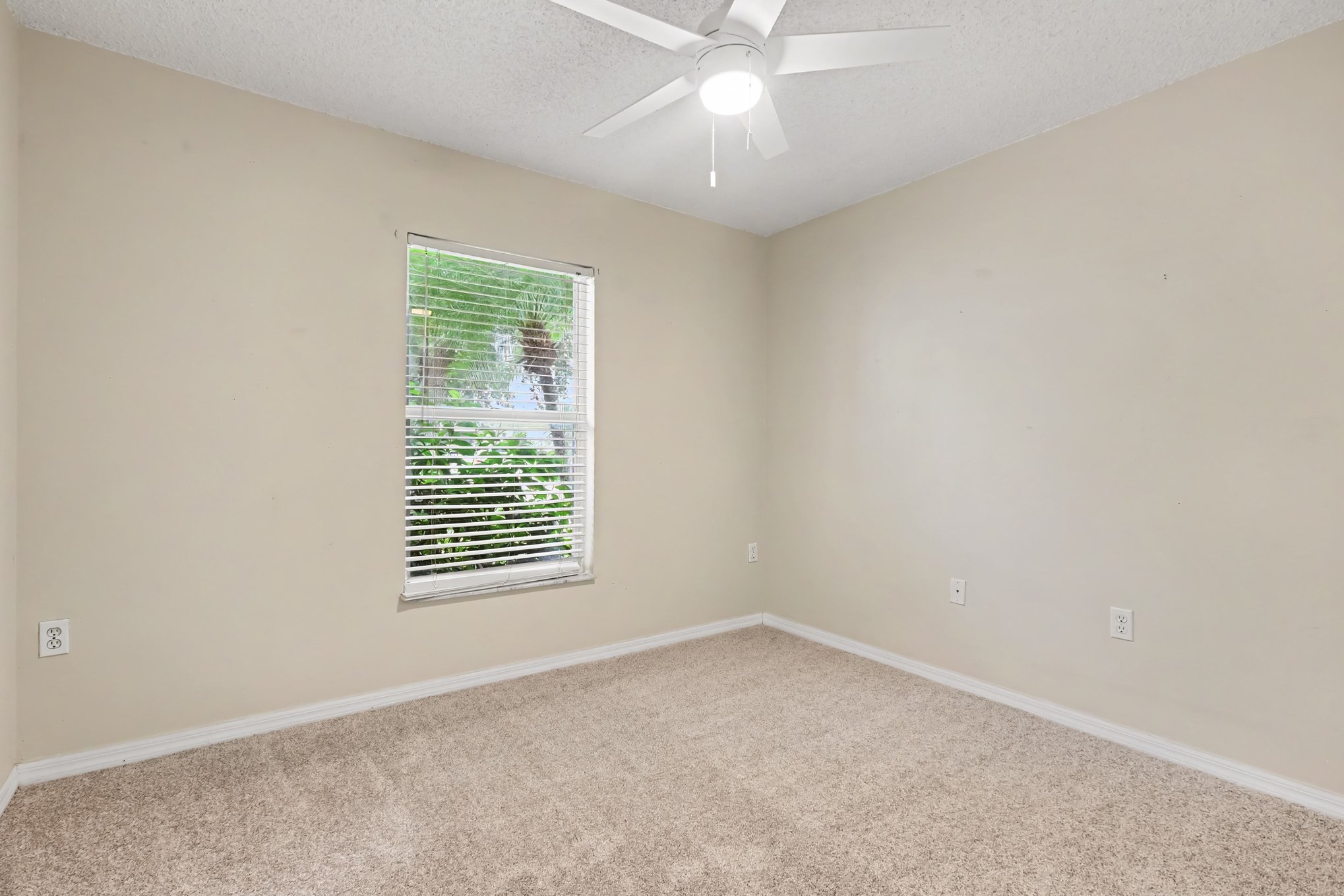 Photo 19 of 27 of 262 SW Panther Trce, Port Saint Lucie, FL