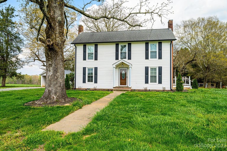 318 Talmon St, Connelly Springs, NC 28612 Opendoor