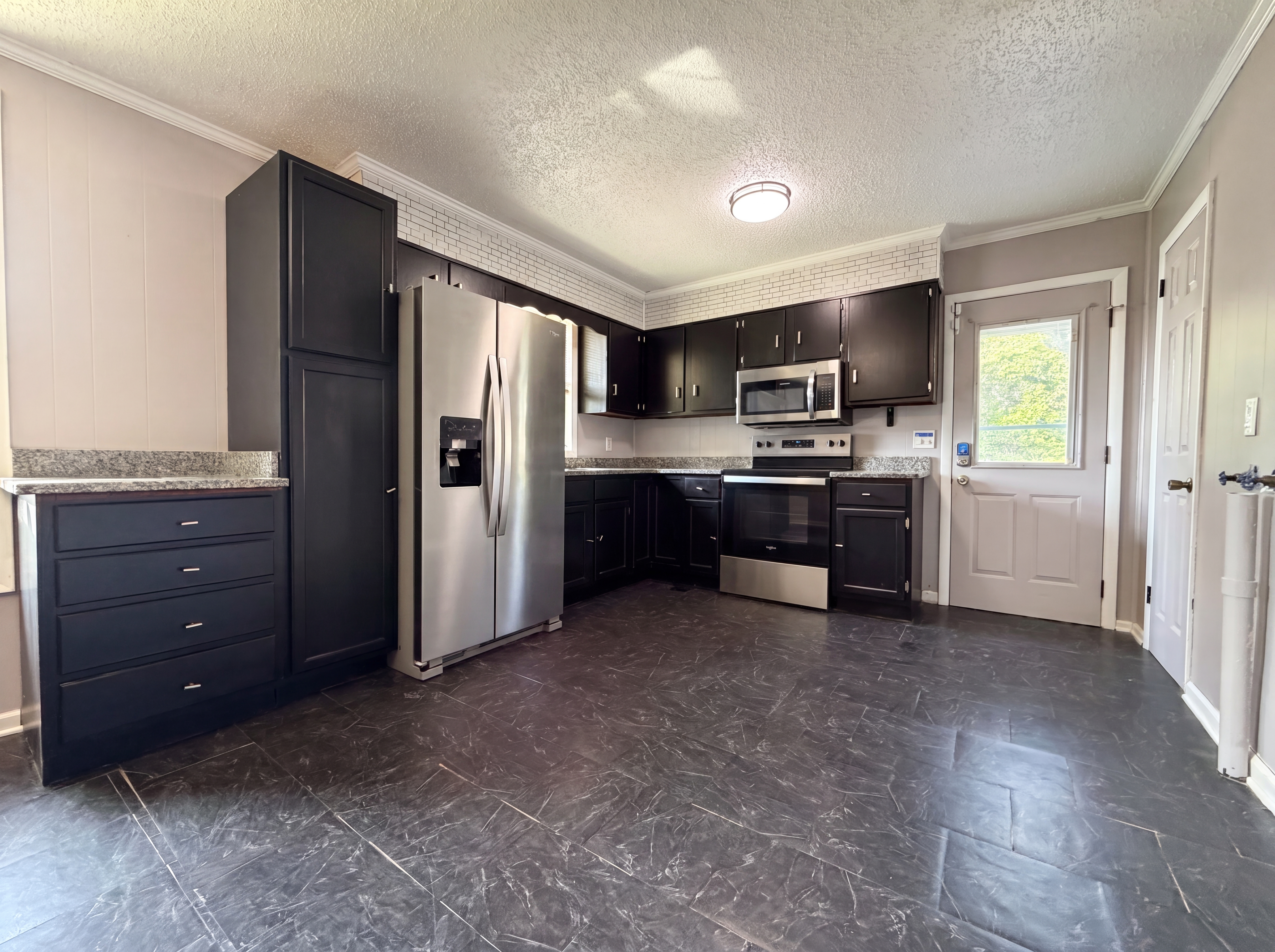 Photo 12 of 17 of 4116 Buenaview Ct, Nashville, TN