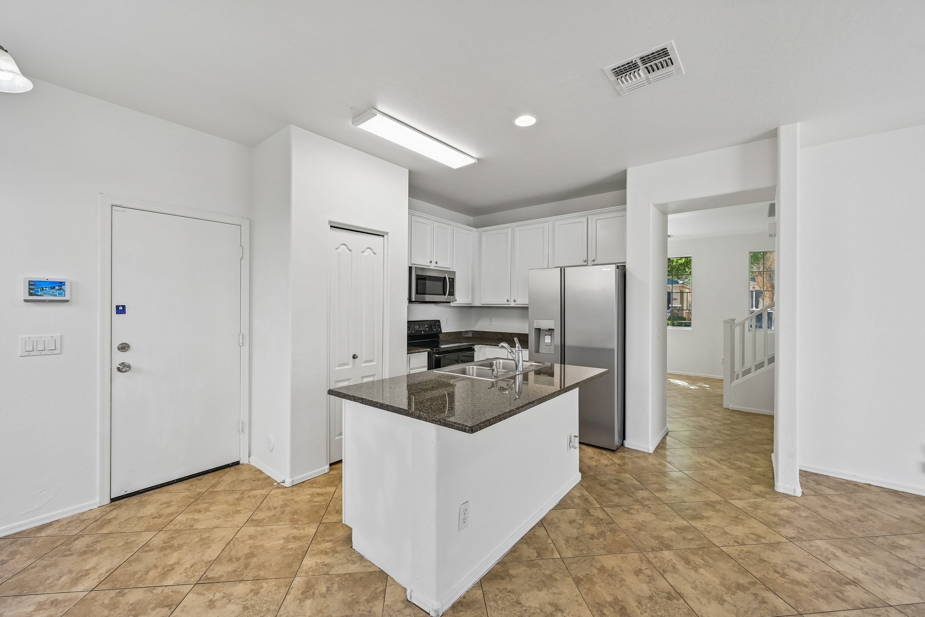 Photo 2 of 22 of 4246 E Tyson St, Gilbert, AZ