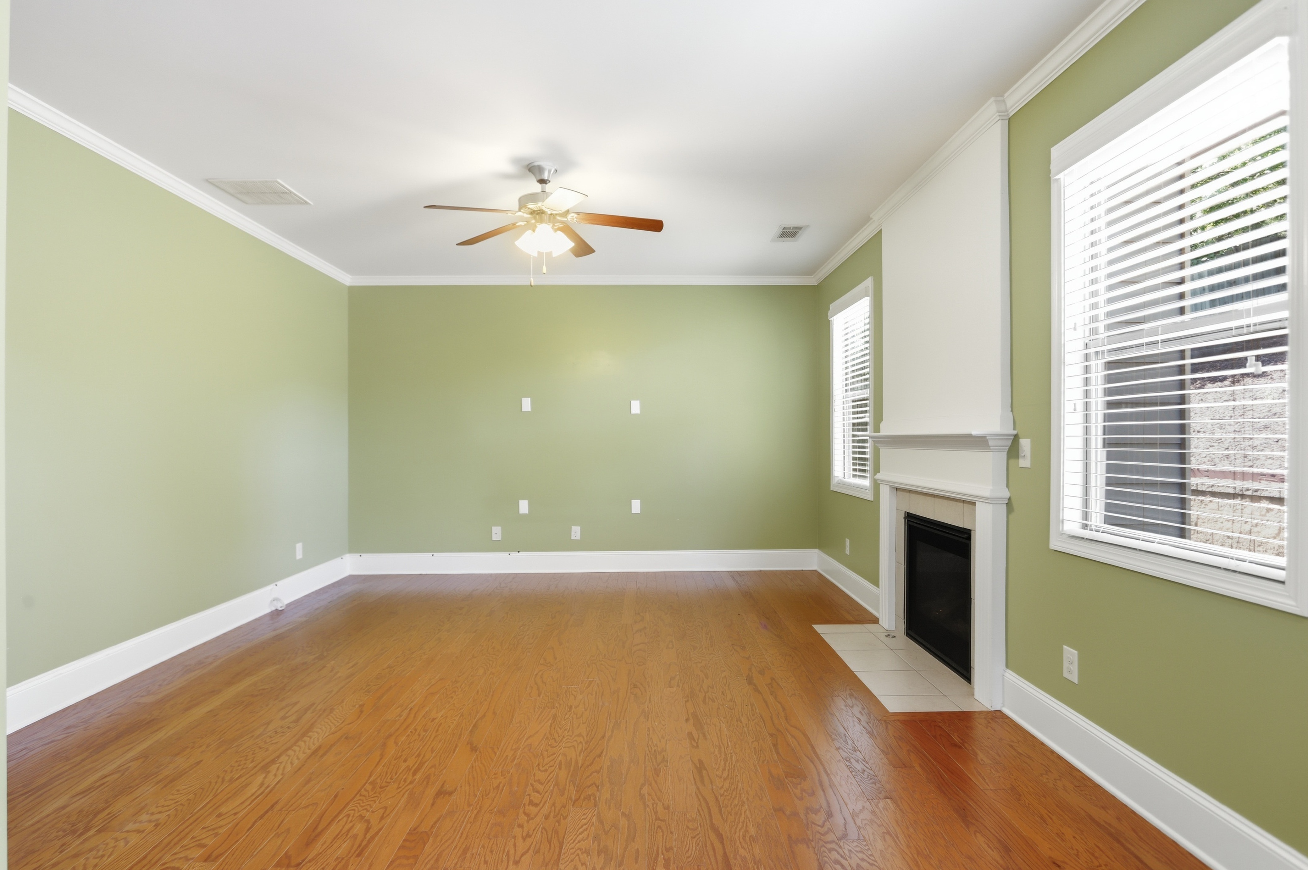 Photo 12 of 44 of 206 Providence Walk Ct, Canton, GA