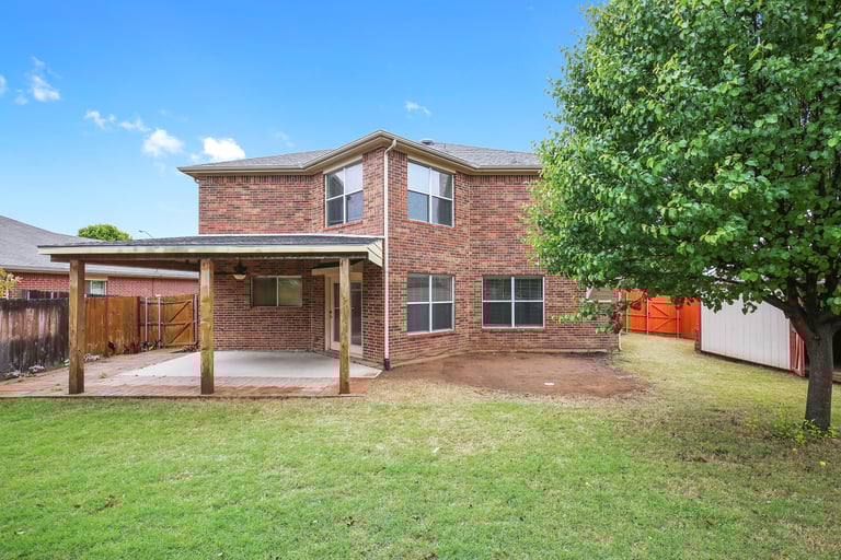 Photo 32 of 32 - 712 Partridge Dr, Fort Worth, TX 76131