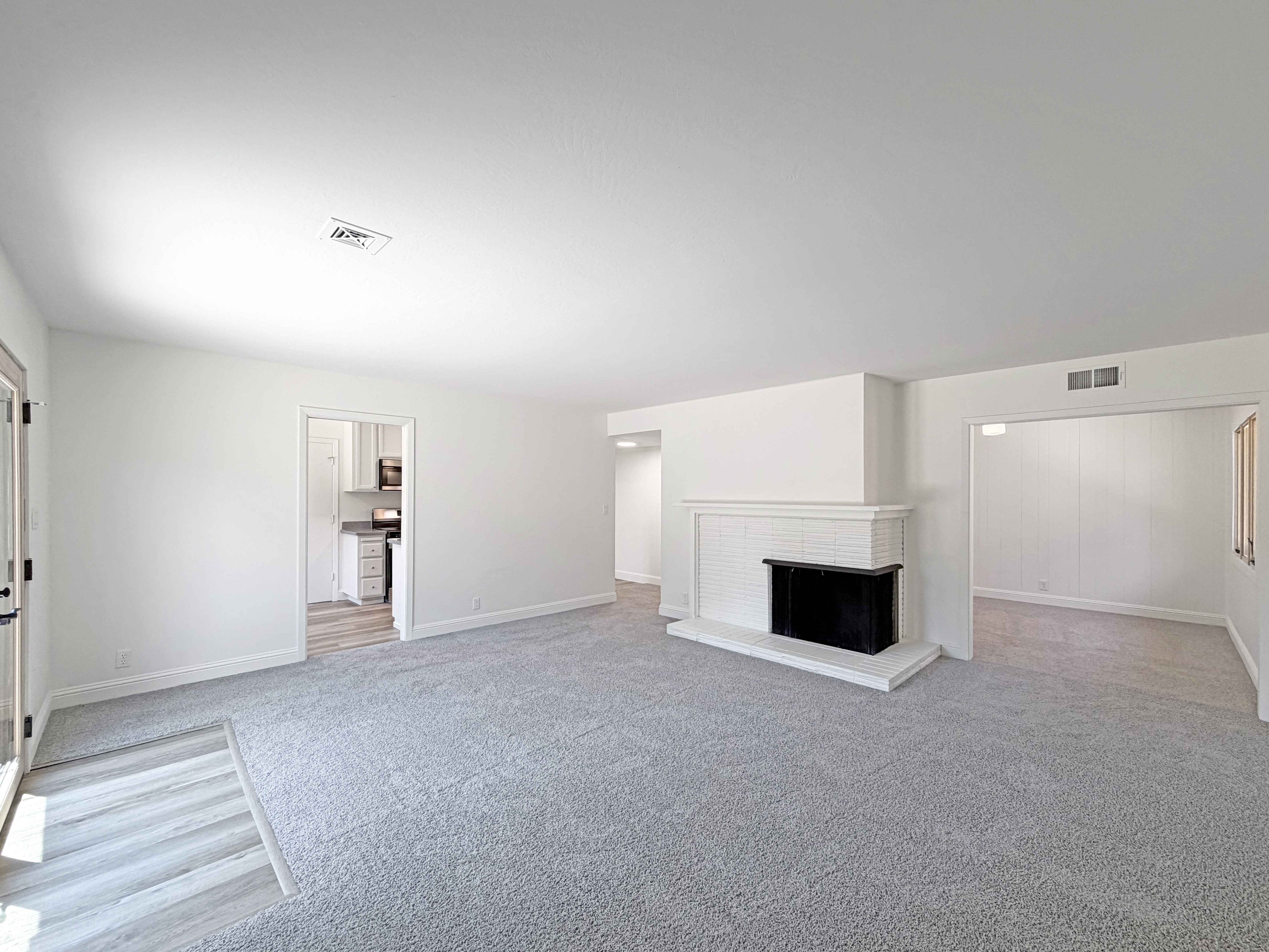 Photo 4 of 45 of 5351 Bonniemae Way, Sacramento, CA