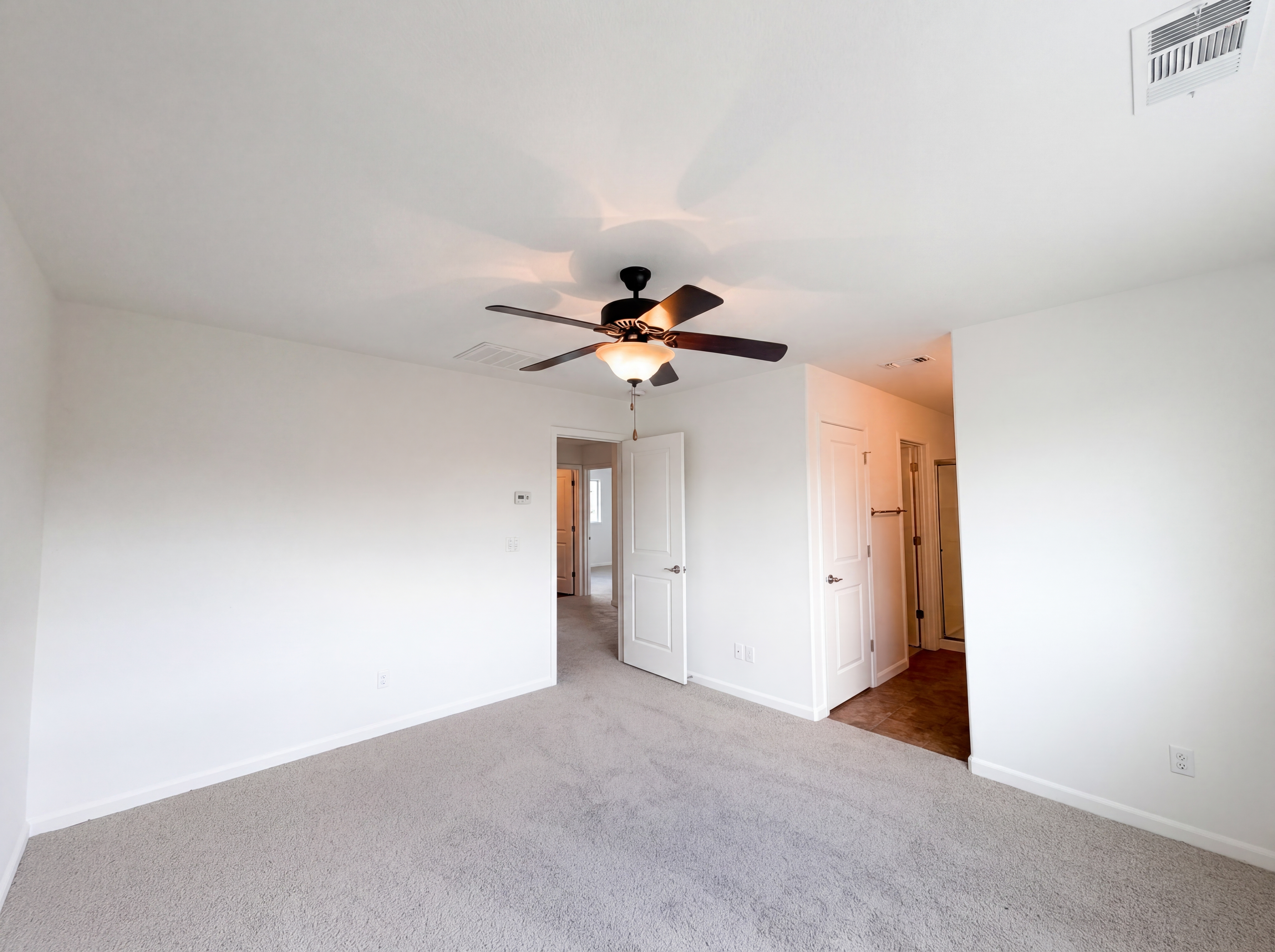 Photo 17 of 37 of 251 Sugnet Way, Sacramento, CA