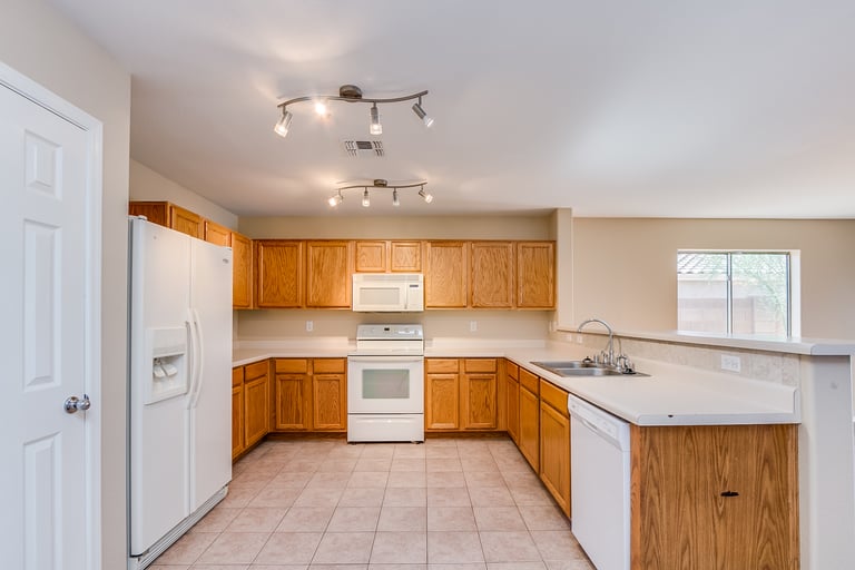 Photo 2 of 37 - 6934 S Skylark Ln, Buckeye, AZ 85326