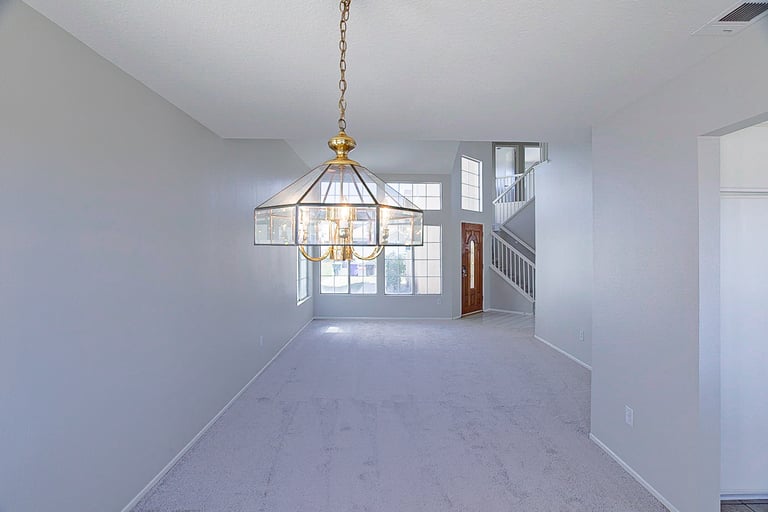 Photo 15 of 30 - 5621 El Palomino Dr, Jurupa Valley, CA 92509