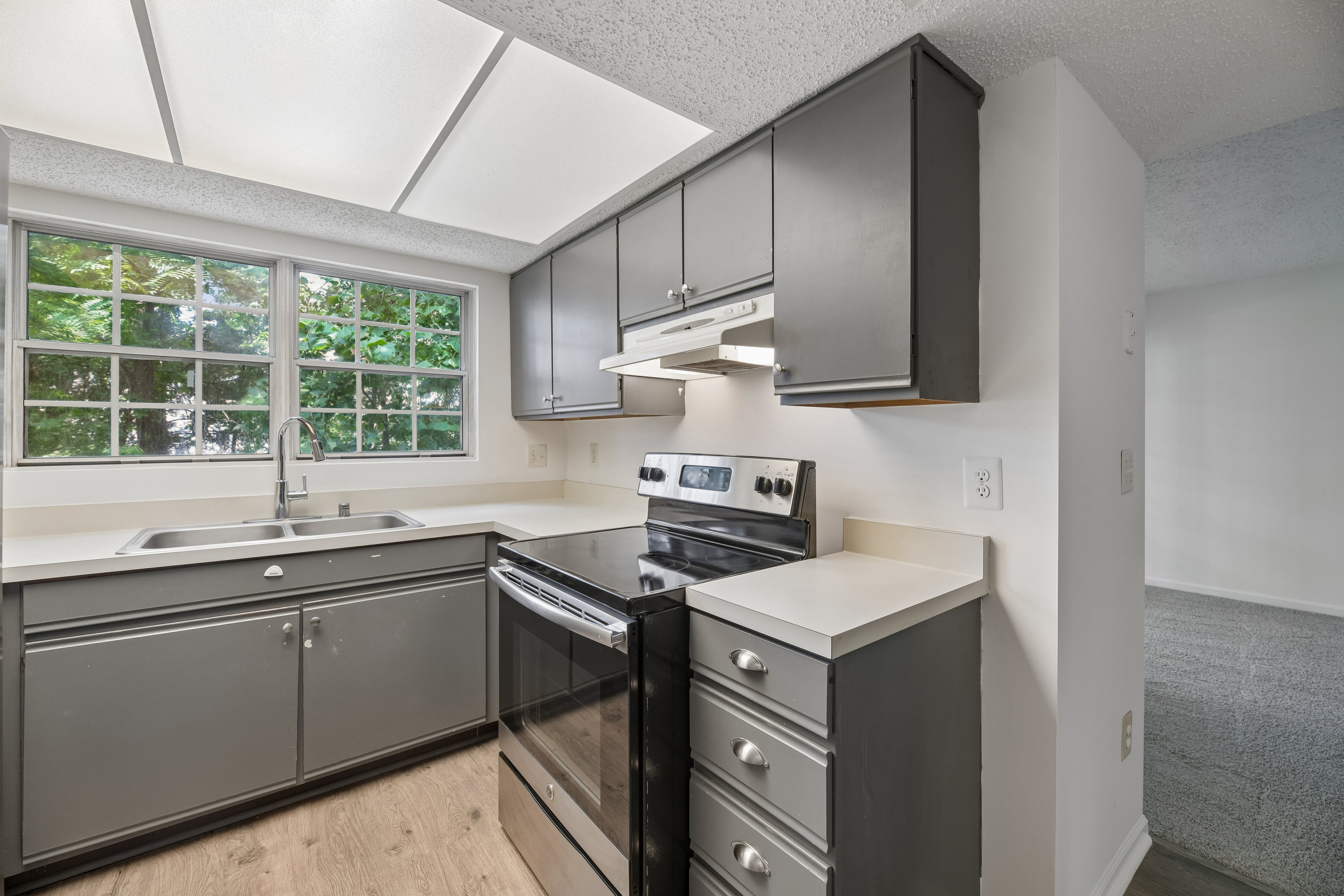 Photo 17 of 29 of 9260 Niki Pl, Manassas, VA