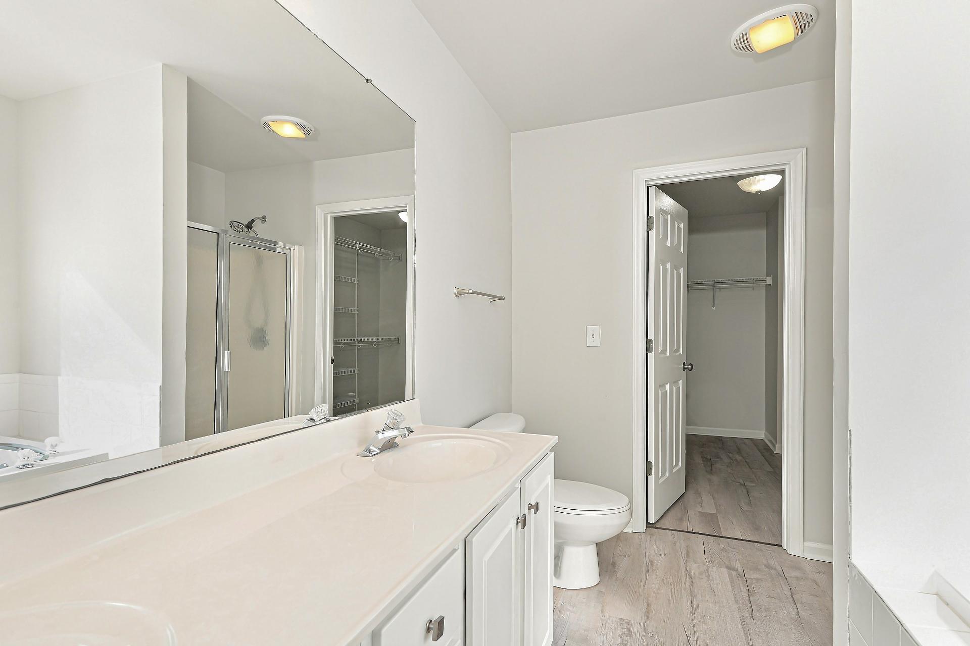 Photo 10 of 20 of 503 Plateau Dr, Greenville, NC