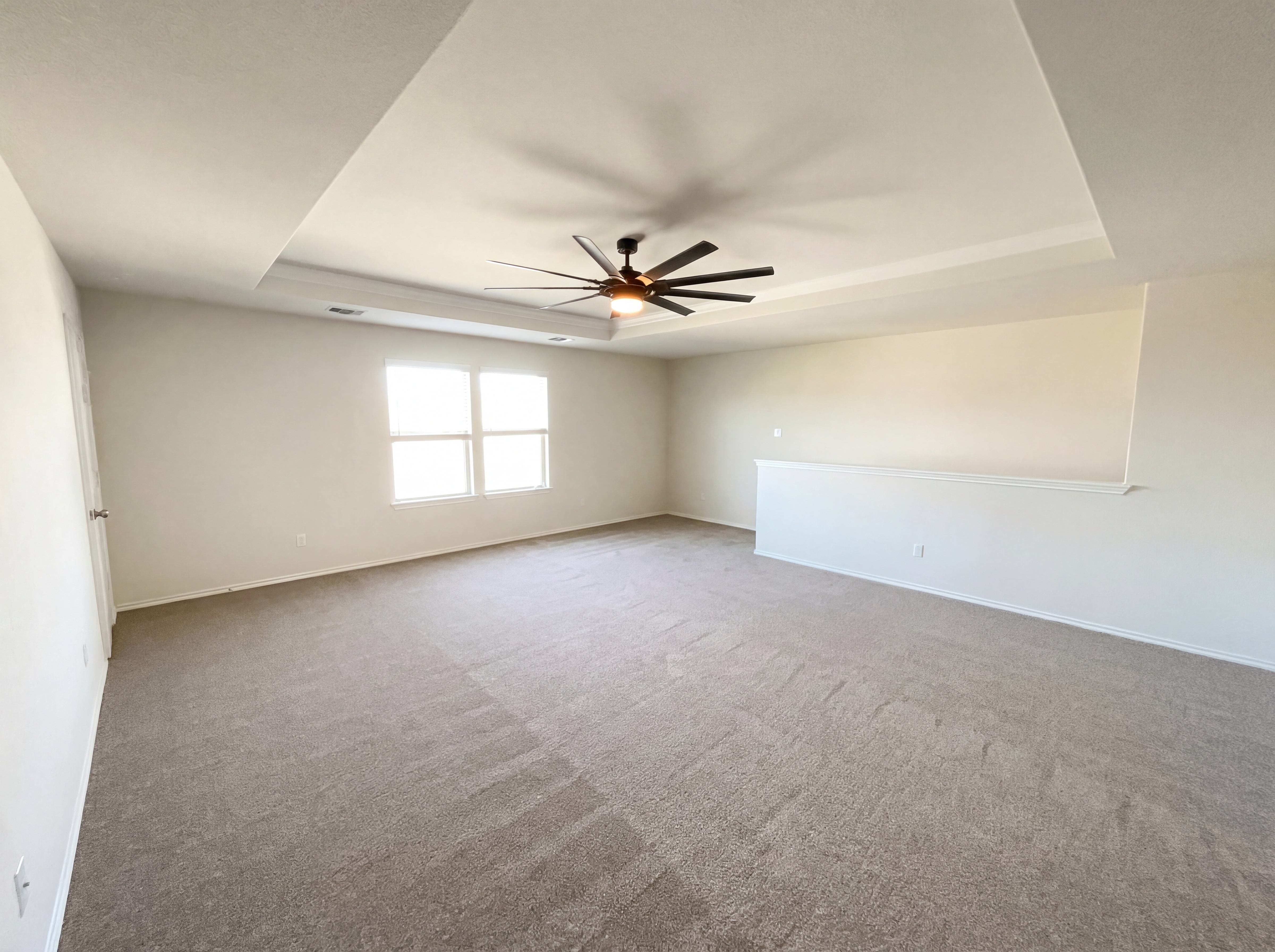 Photo 15 of 22 of 709 Hummingbird Ln, Leander, TX