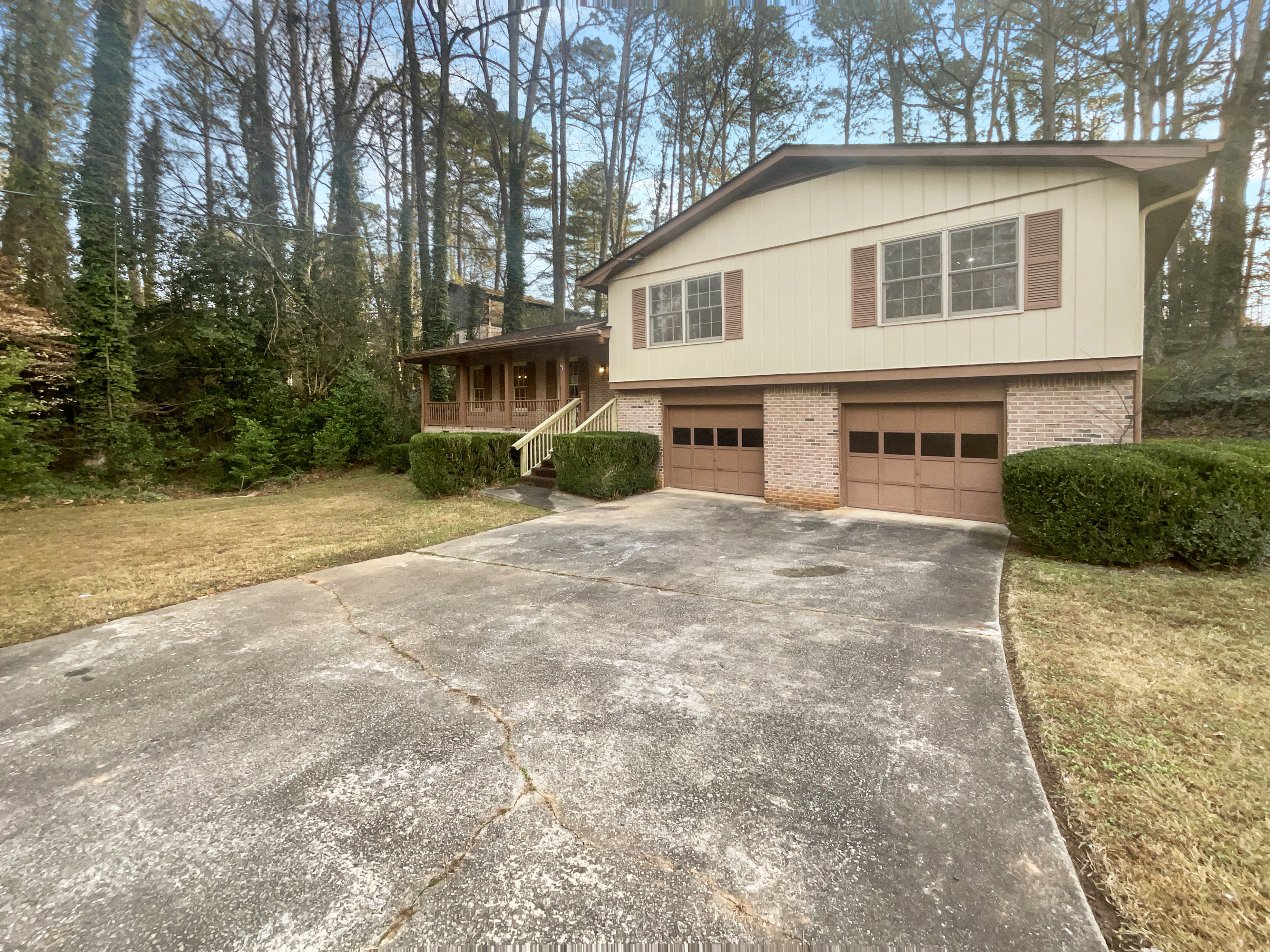 Photo 23 of 26 of 3969 Briaridge Cir, Atlanta, GA
