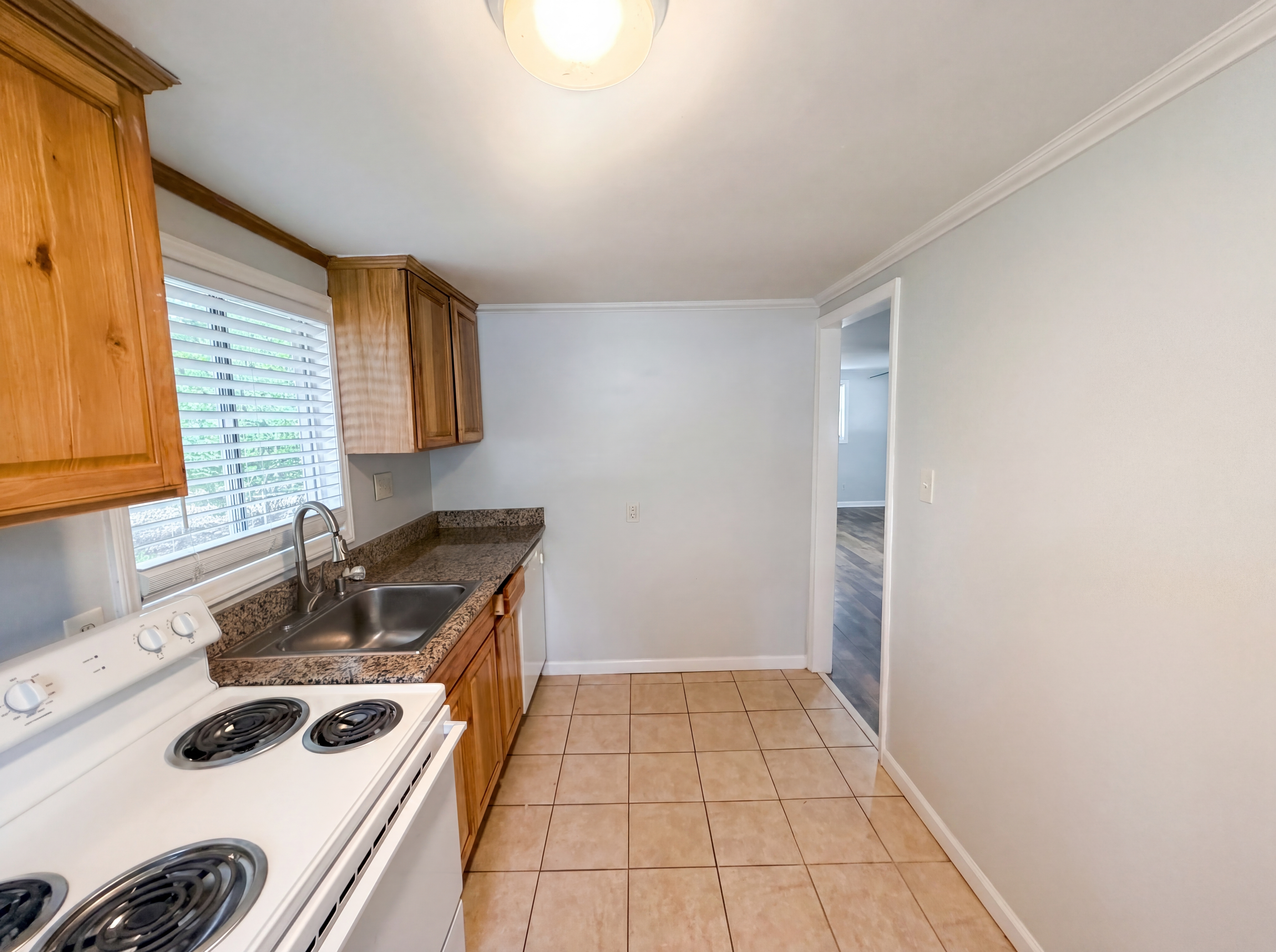 Photo 11 of 18 of 305 Woodbury St, High Point, NC