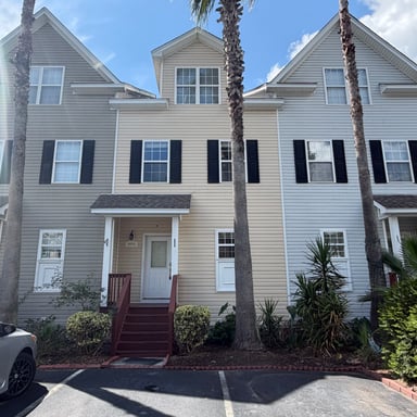 Property photo 1 of 4933 Lake Palmetto Ln