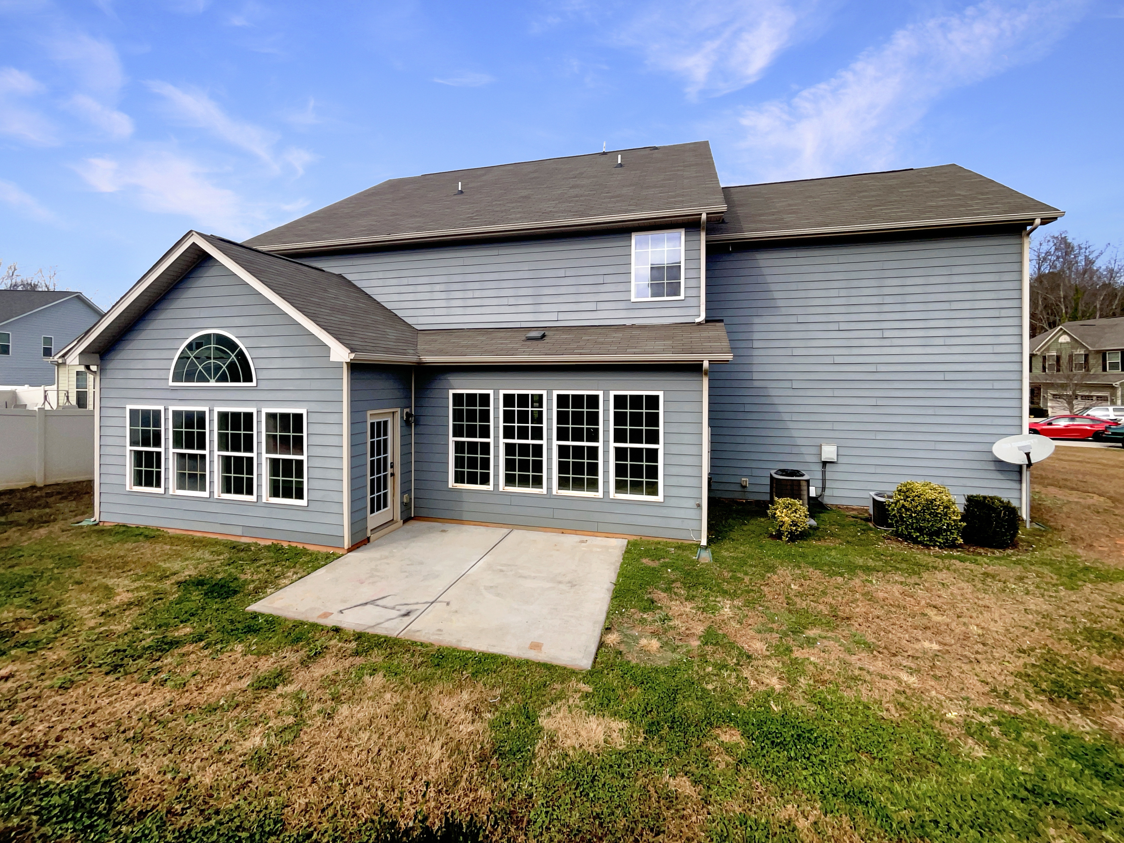 Photo 5 of 27 of 833 Westerland Ct, Gastonia, NC