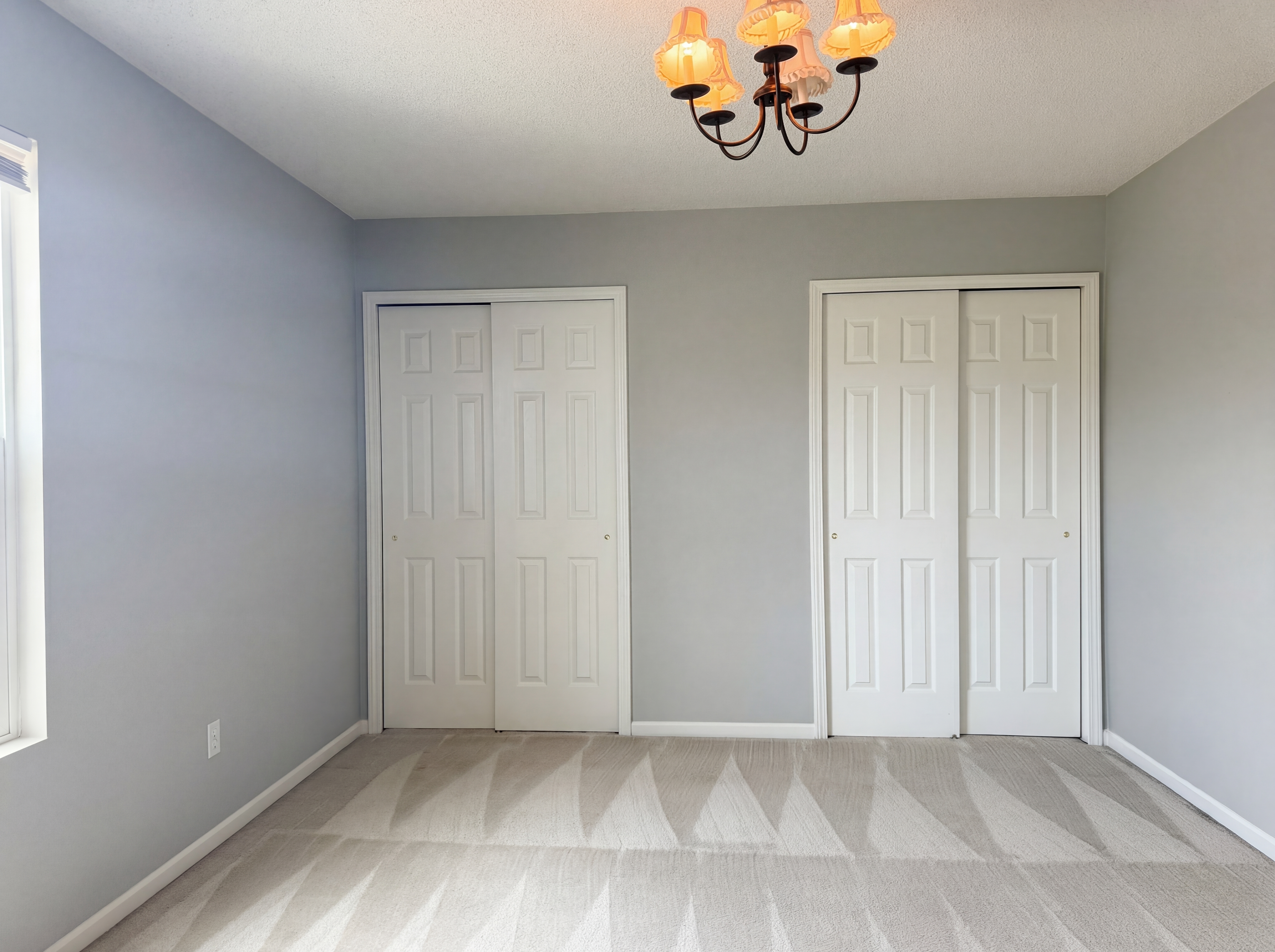 Photo 4 of 19 of 5536 N Fairmount Ave, Kansas City, MO