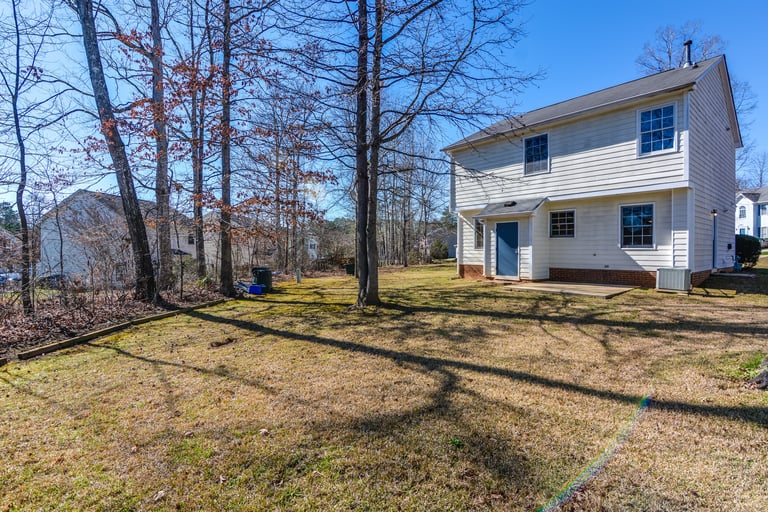 Photo 5 of 24 - 3728 Phillips Way E, Durham, NC 27713