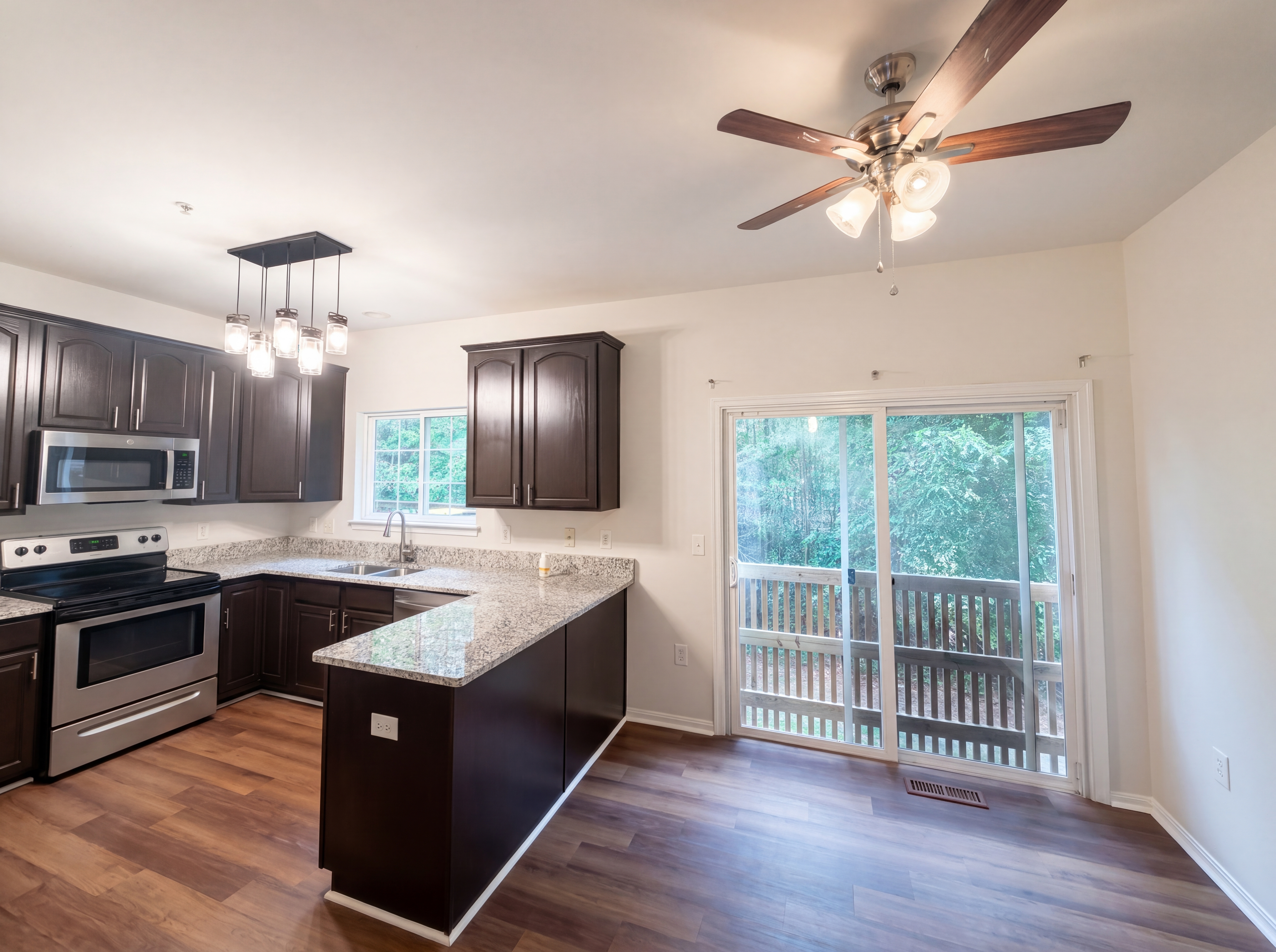 Photo 2 of 37 of 15513 Kennett Square Way, Brandywine, MD