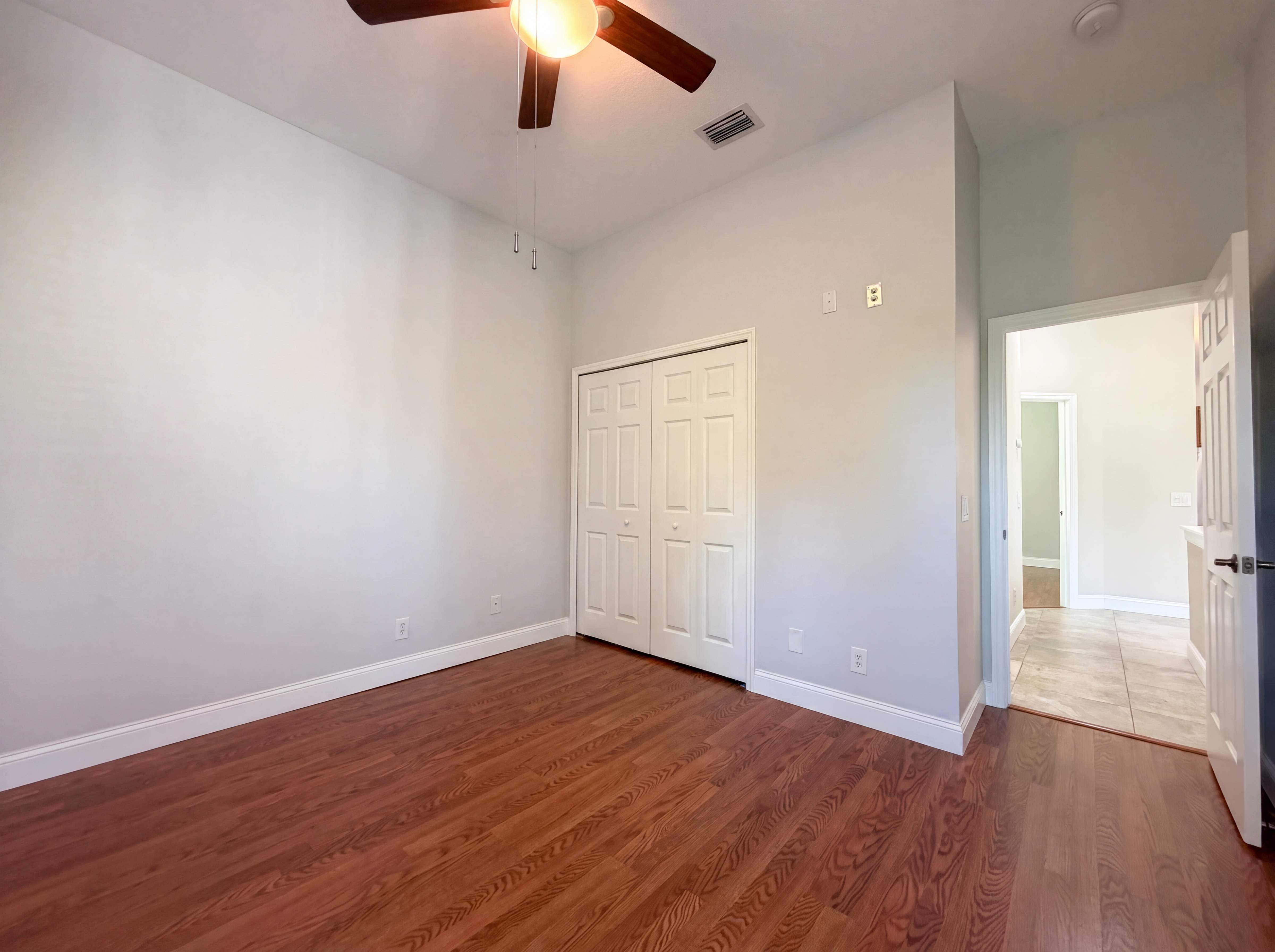 Photo 11 of 31 of 7841 Kavanagh Ct, Sarasota, FL