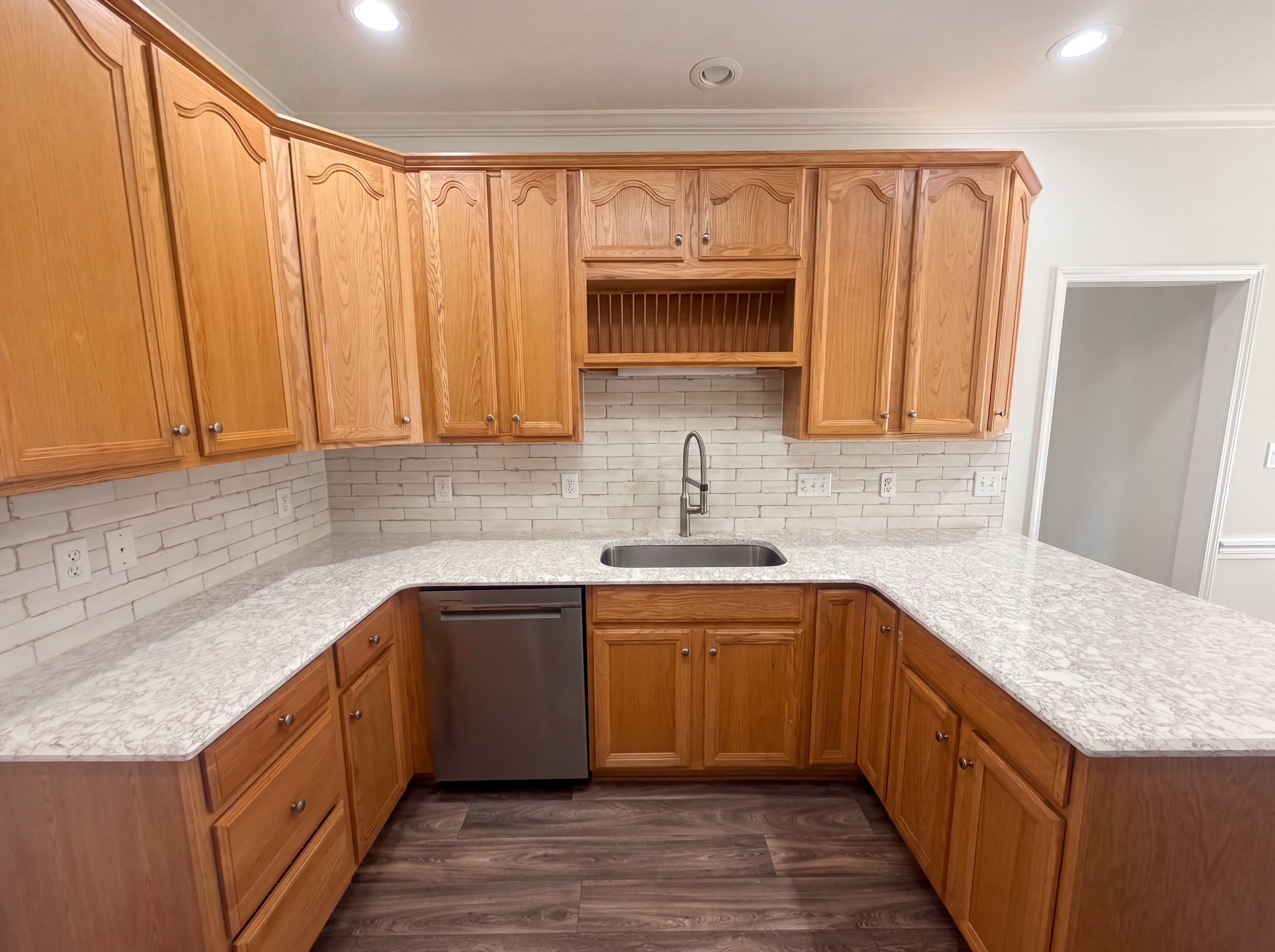 Photo 6 of 33 of 6120 Tennyson Dr, Kernersville, NC