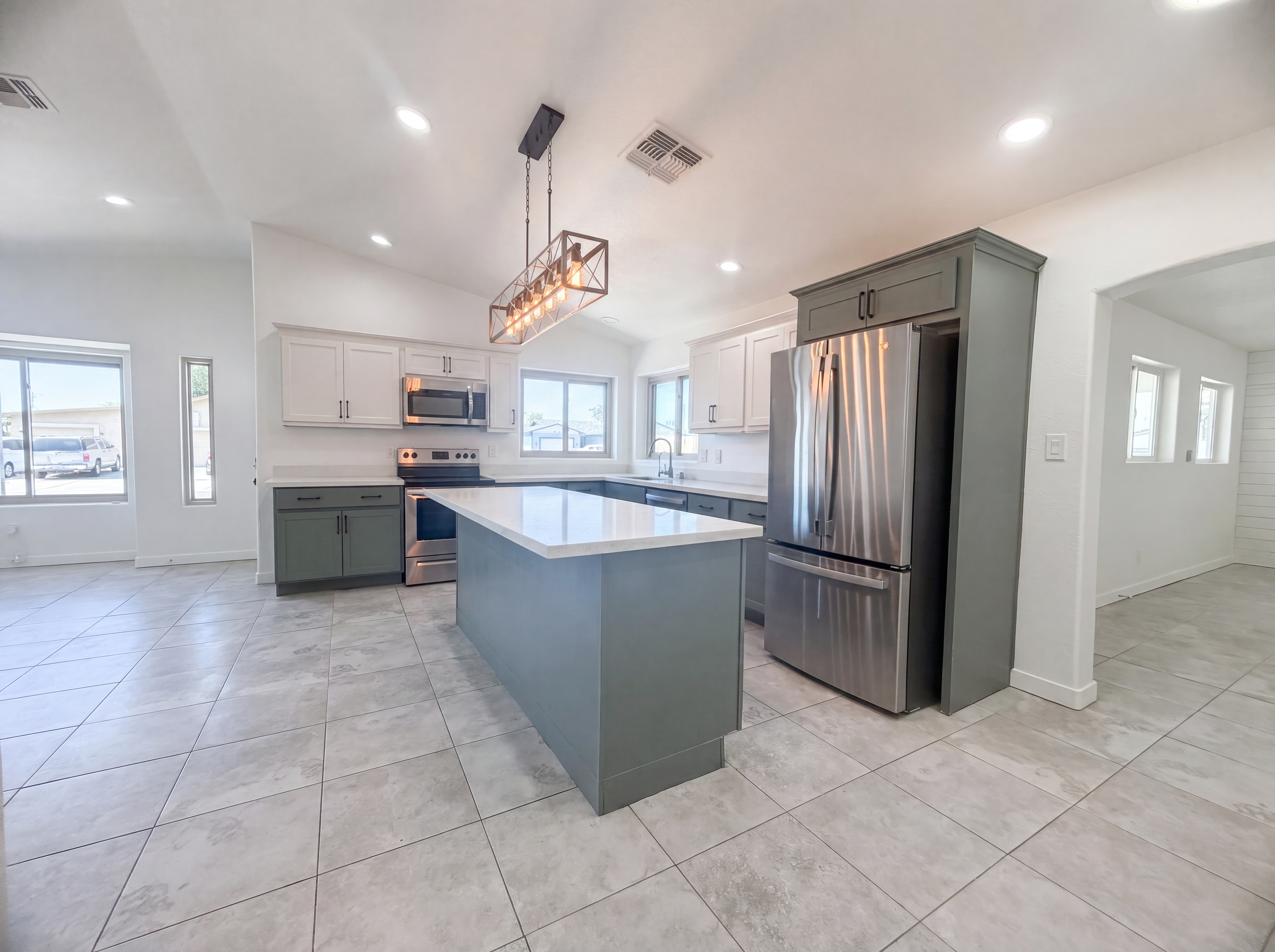 Photo 7 of 19 of 11031 E Vine Ave, Mesa, AZ