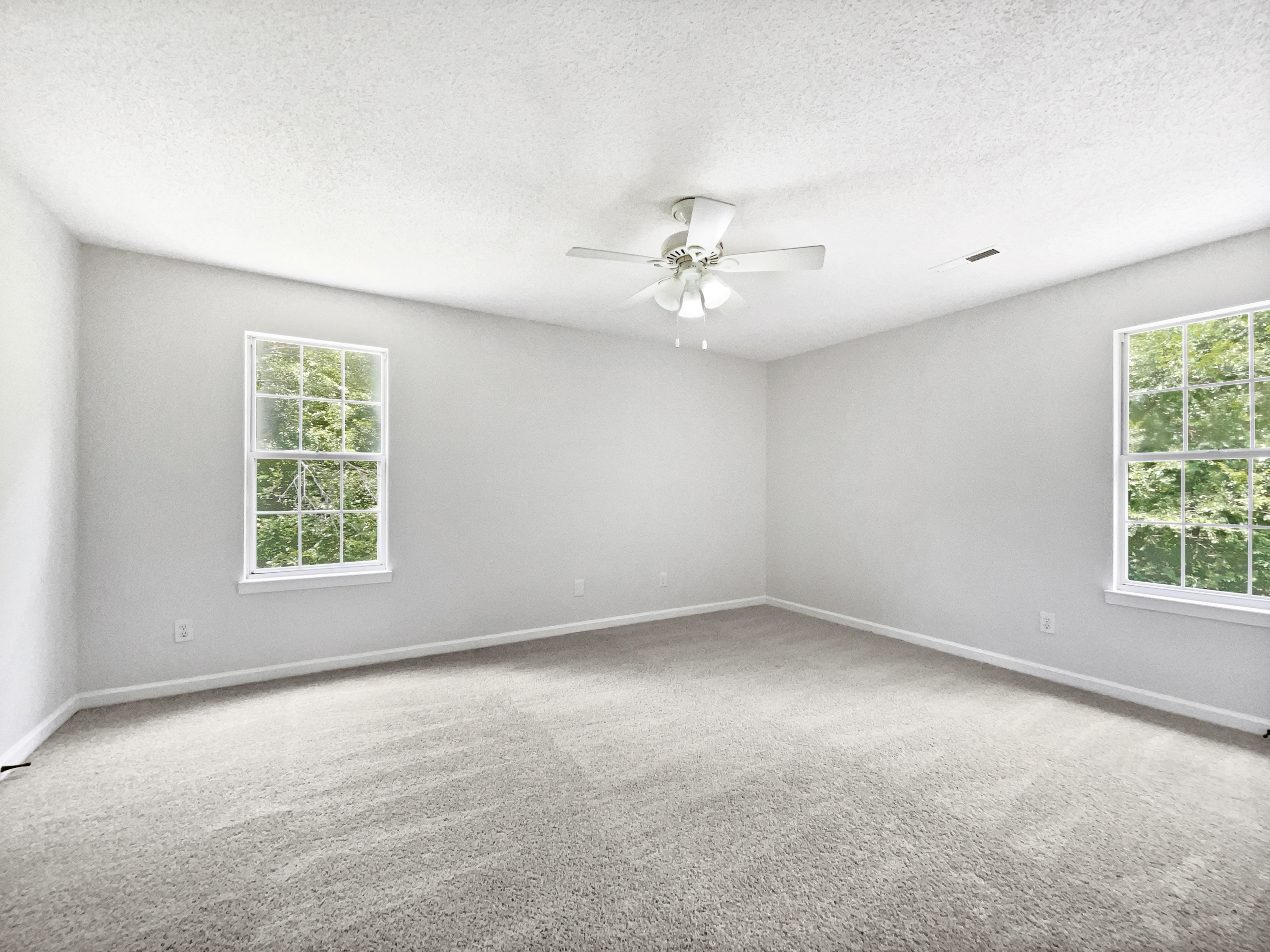 Photo 18 of 22 of 6268 Lakewood Trl, Pinson, AL