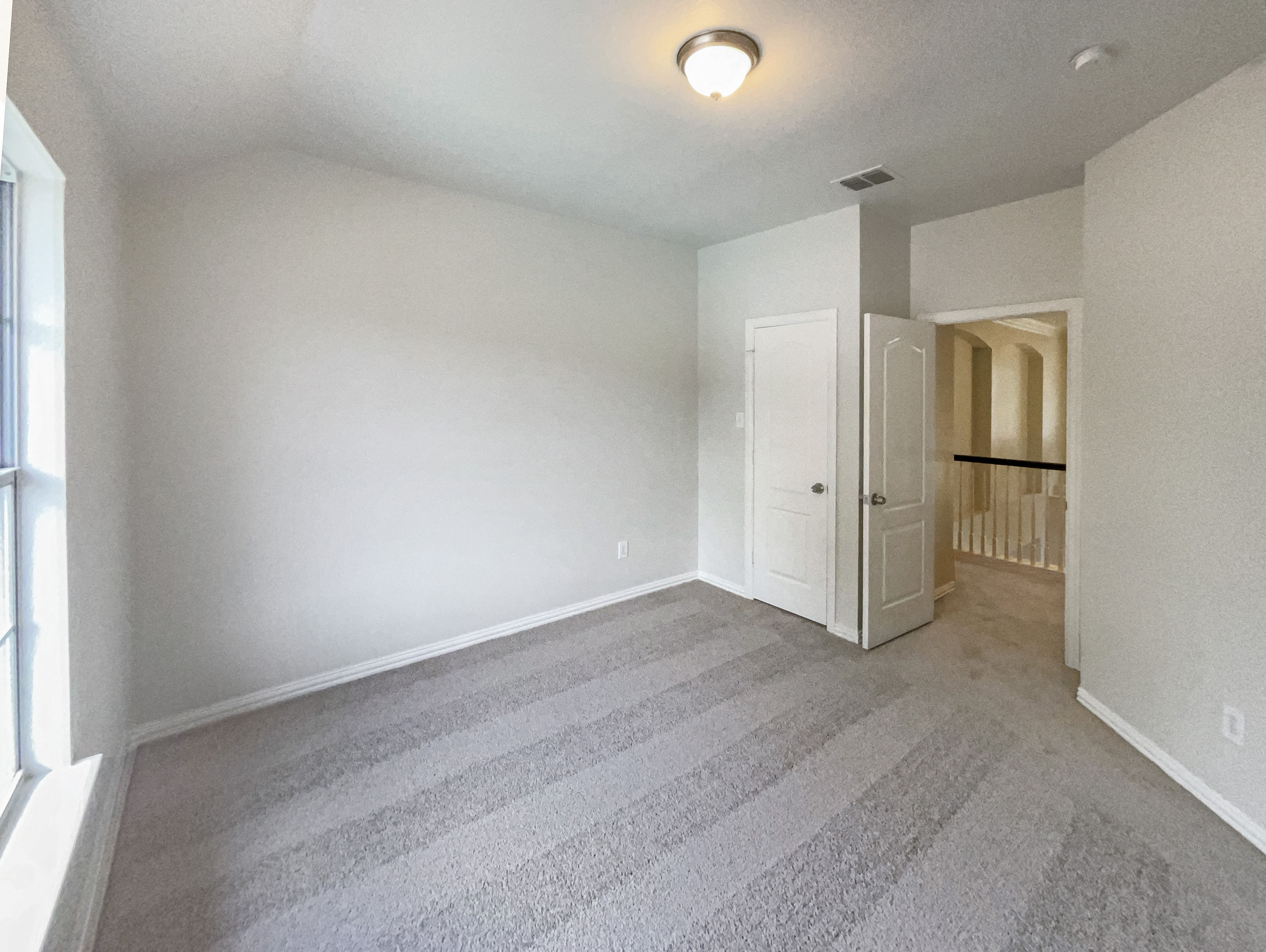 Photo 35 of 41 of 413 Thunderbrook Rd, Garland, TX