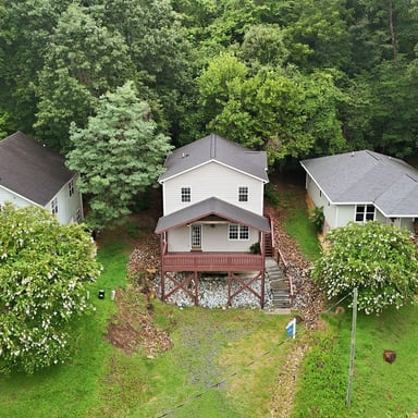 Property photo 3 of 240 Jay St