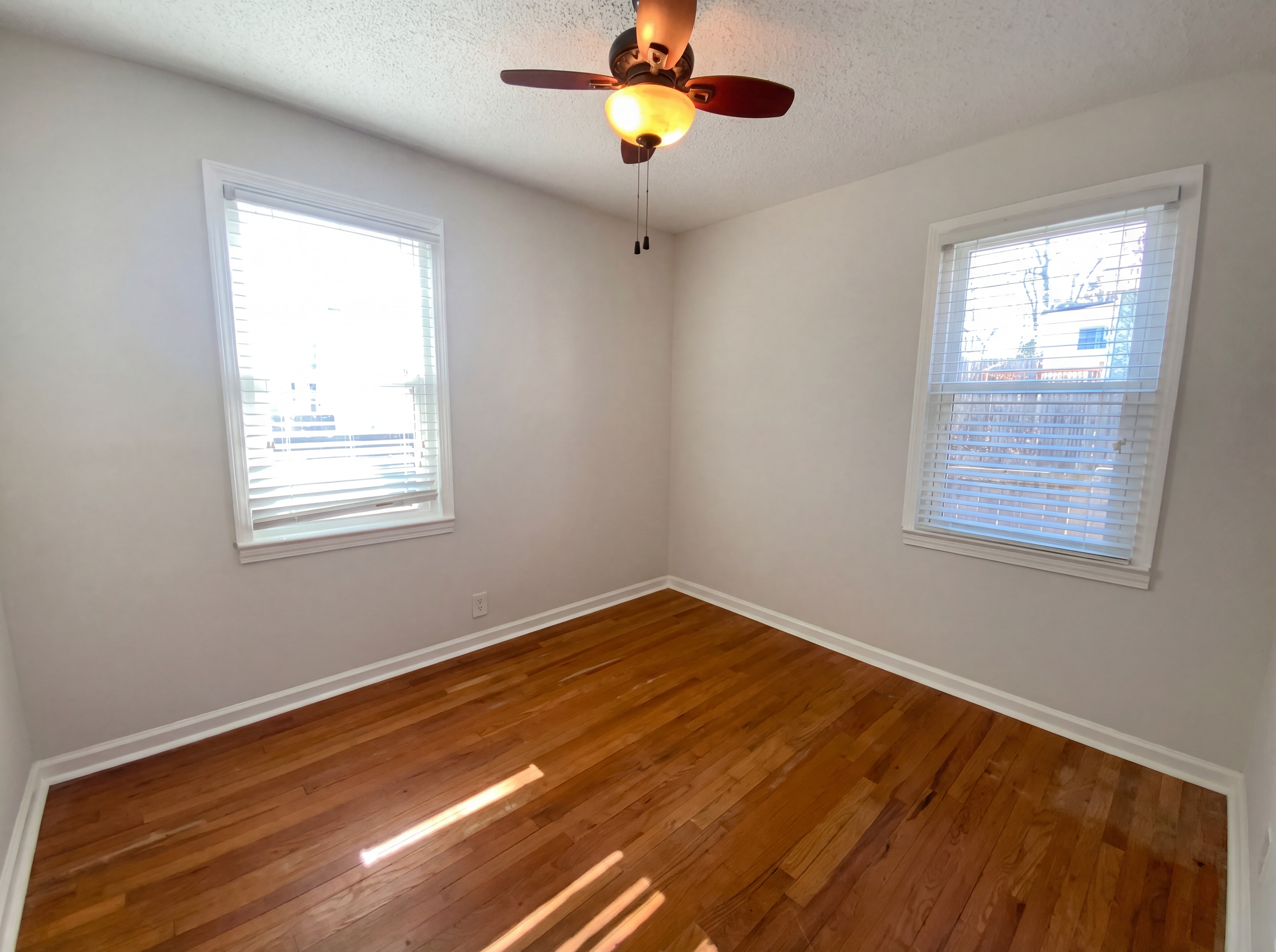 Photo 9 of 17 of 6736 Wise Ave, Saint Louis, MO