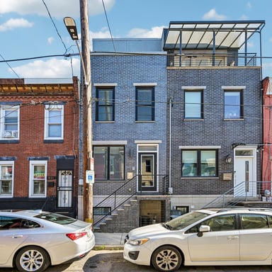 Property photo 1 of 1819 Mountain St