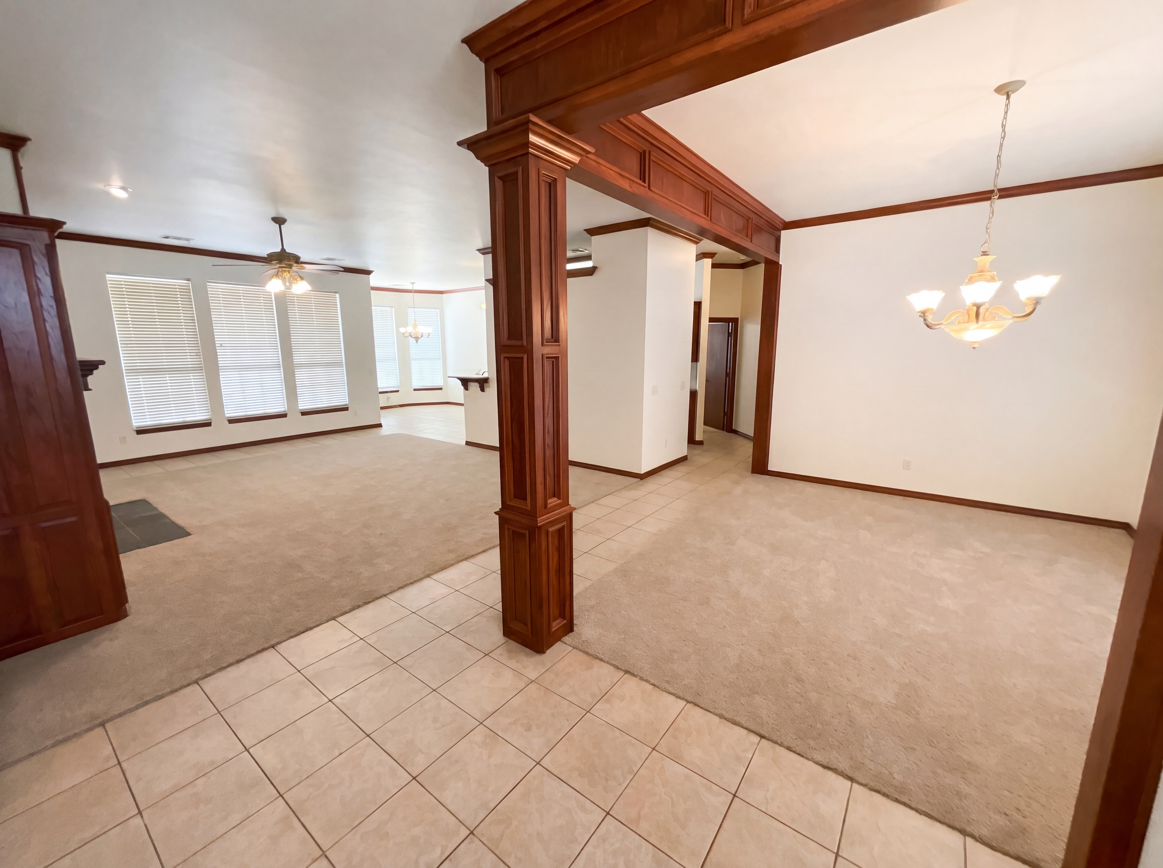 Photo 3 of 21 of 13808 S Robinson Ave, Oklahoma City, OK