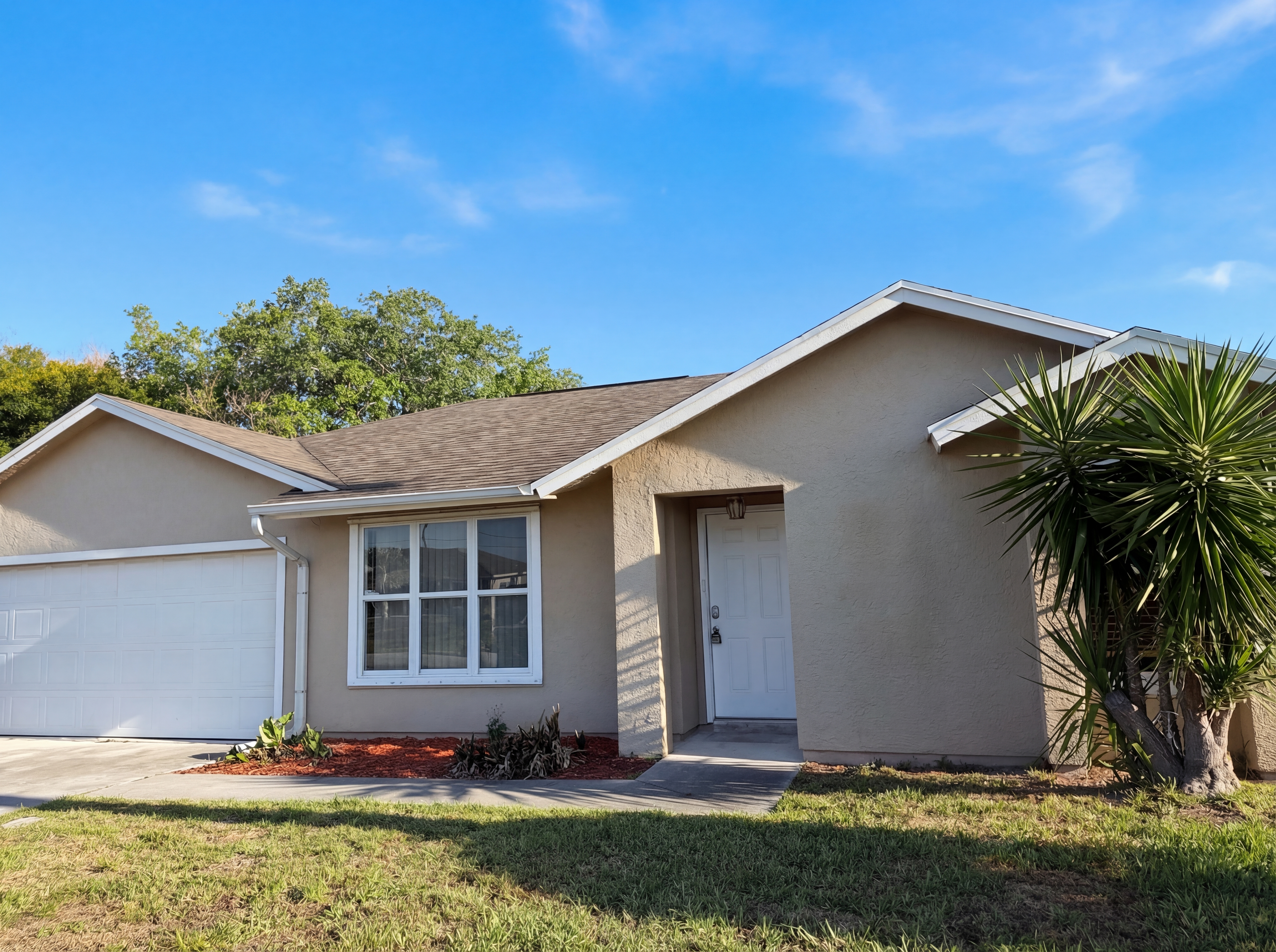 Photo 12 of 27 of 681 SW McCoy Ave, Port Saint Lucie, FL
