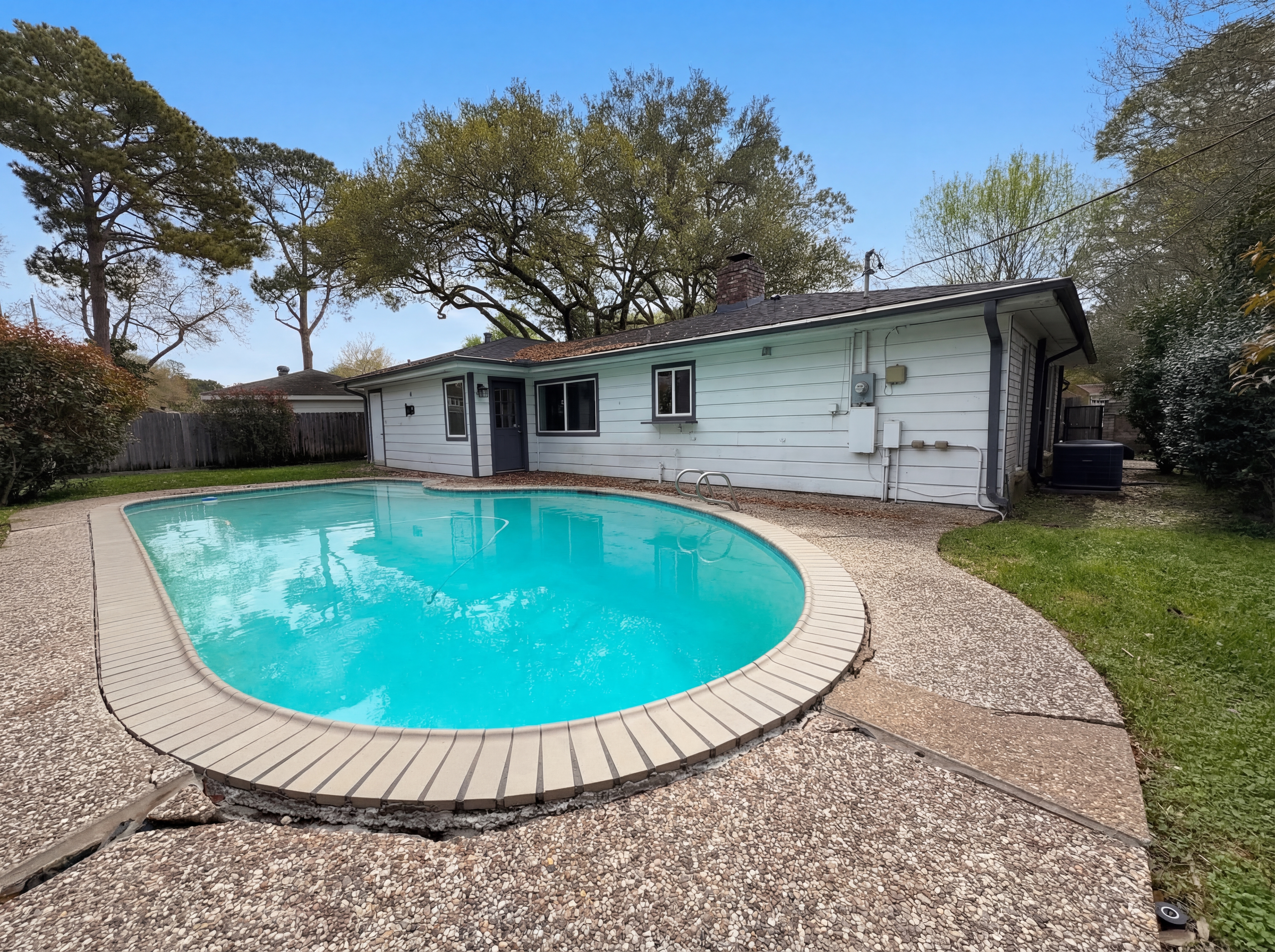 Photo 5 of 19 of 10726 Sugar Hill Dr, Houston, TX