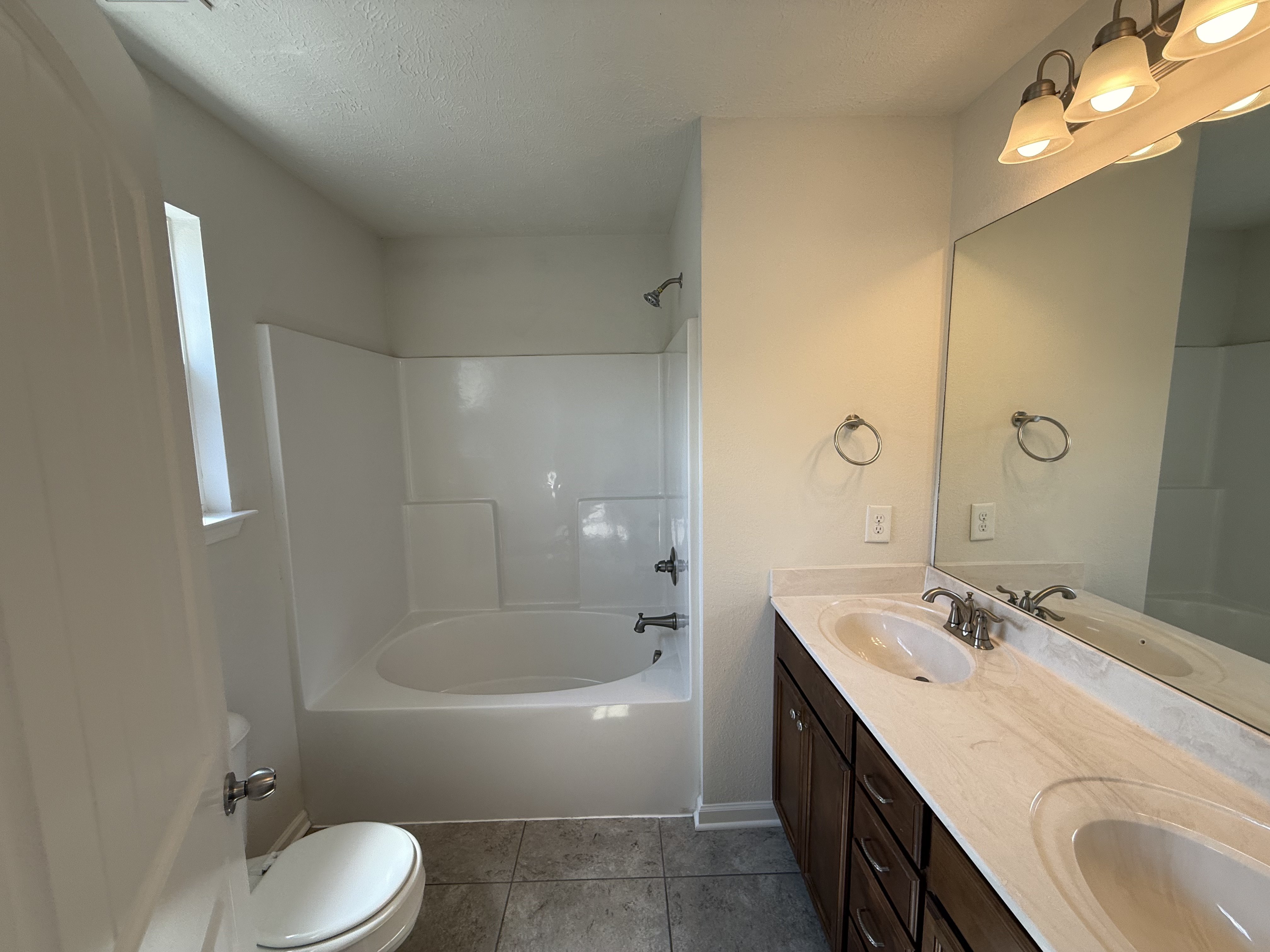 Photo 13 of 23 of 139 Ramsden Ave, La Vergne, TN