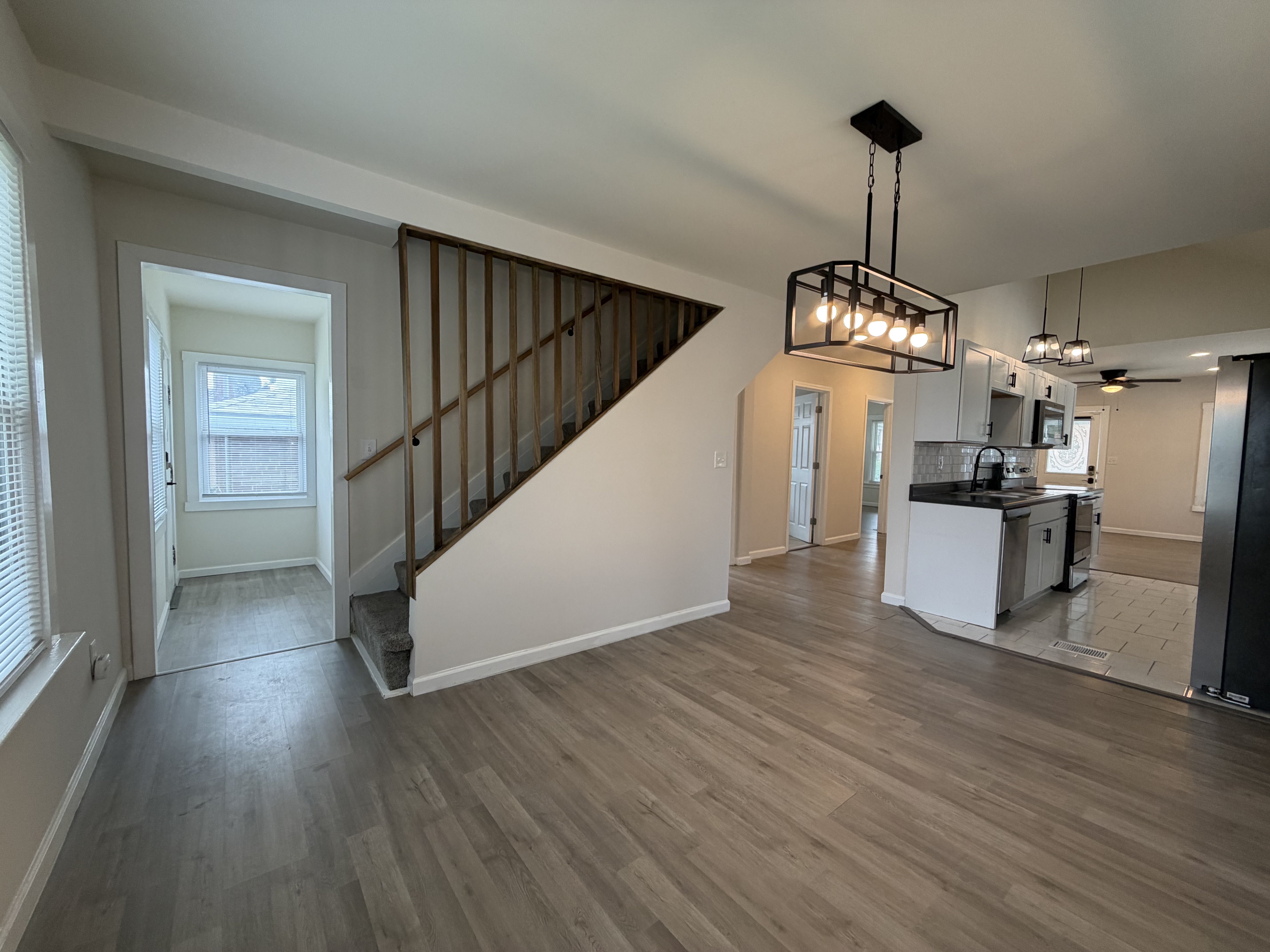 Photo 9 of 17 of 4091 Blow St, Saint Louis, MO