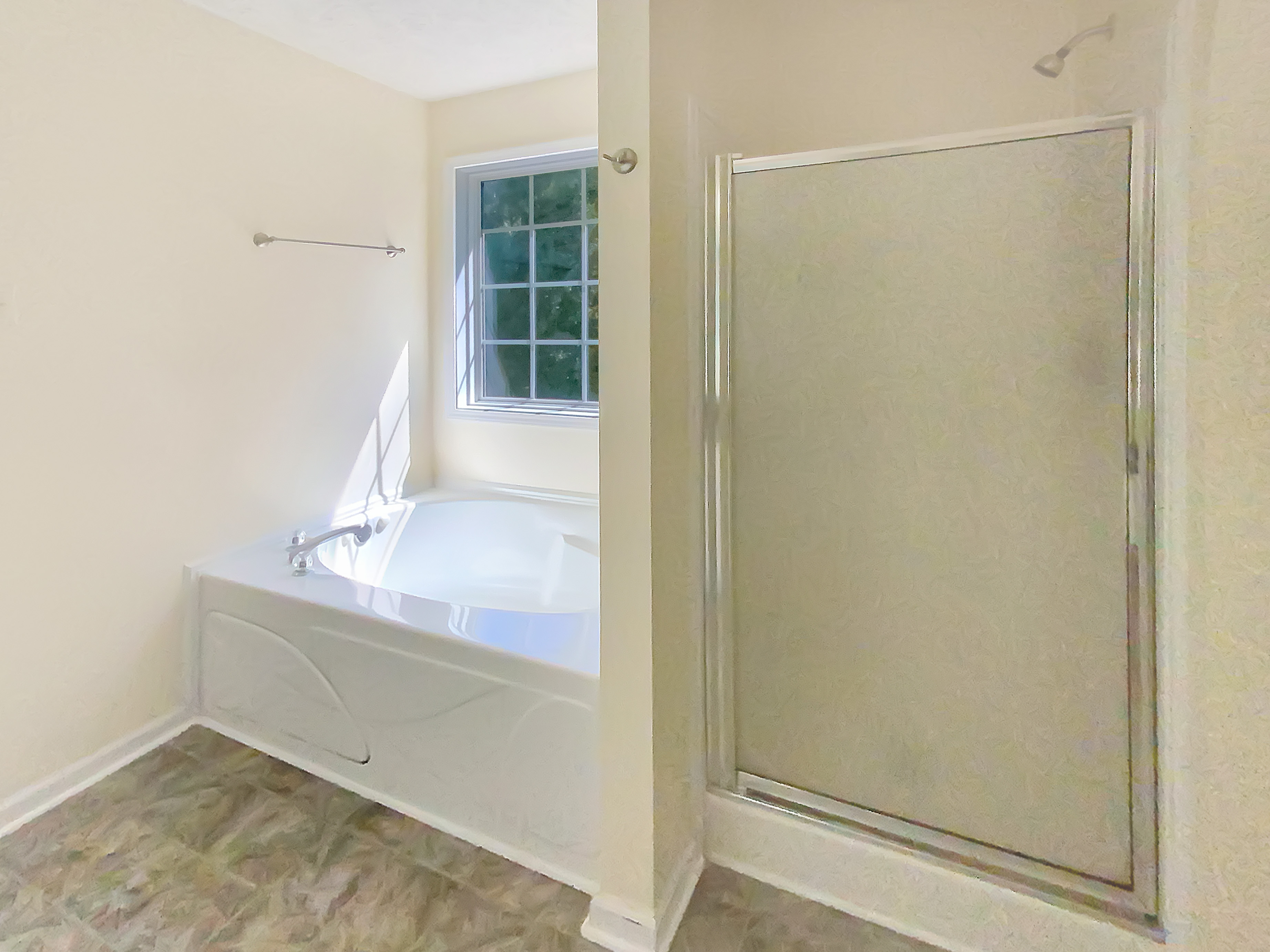 Photo 9 of 30 of 470 Trelawney Cir, Covington, GA