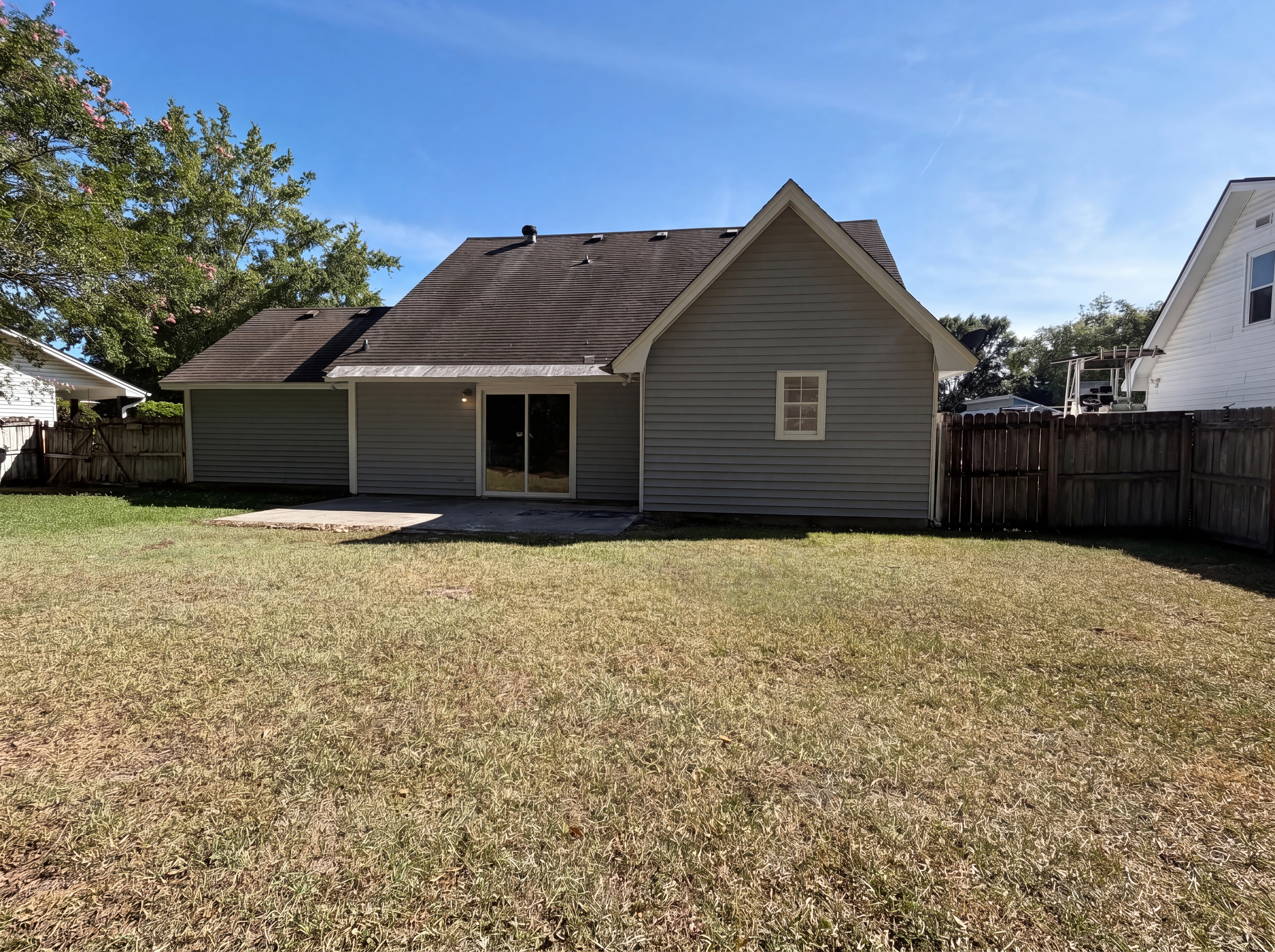 Photo 21 of 26 of 2028 Larson Ln, Goose Creek, SC
