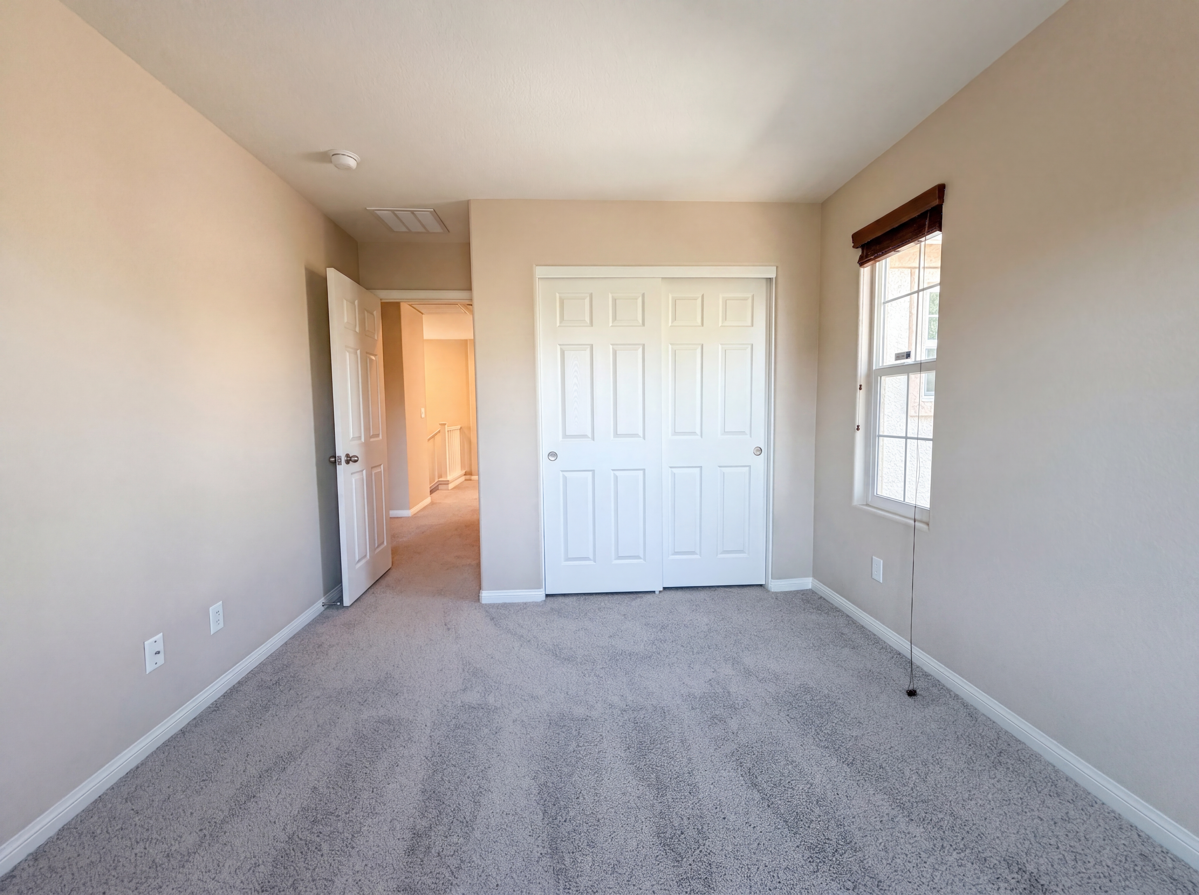 Photo 18 of 23 of 6472 Haypress Ct, Las Vegas, NV