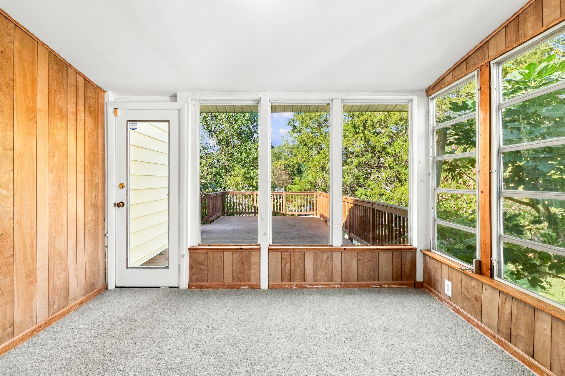 Photo 19 of 21 of 4916 Longhorn Dr, Woodbridge, VA