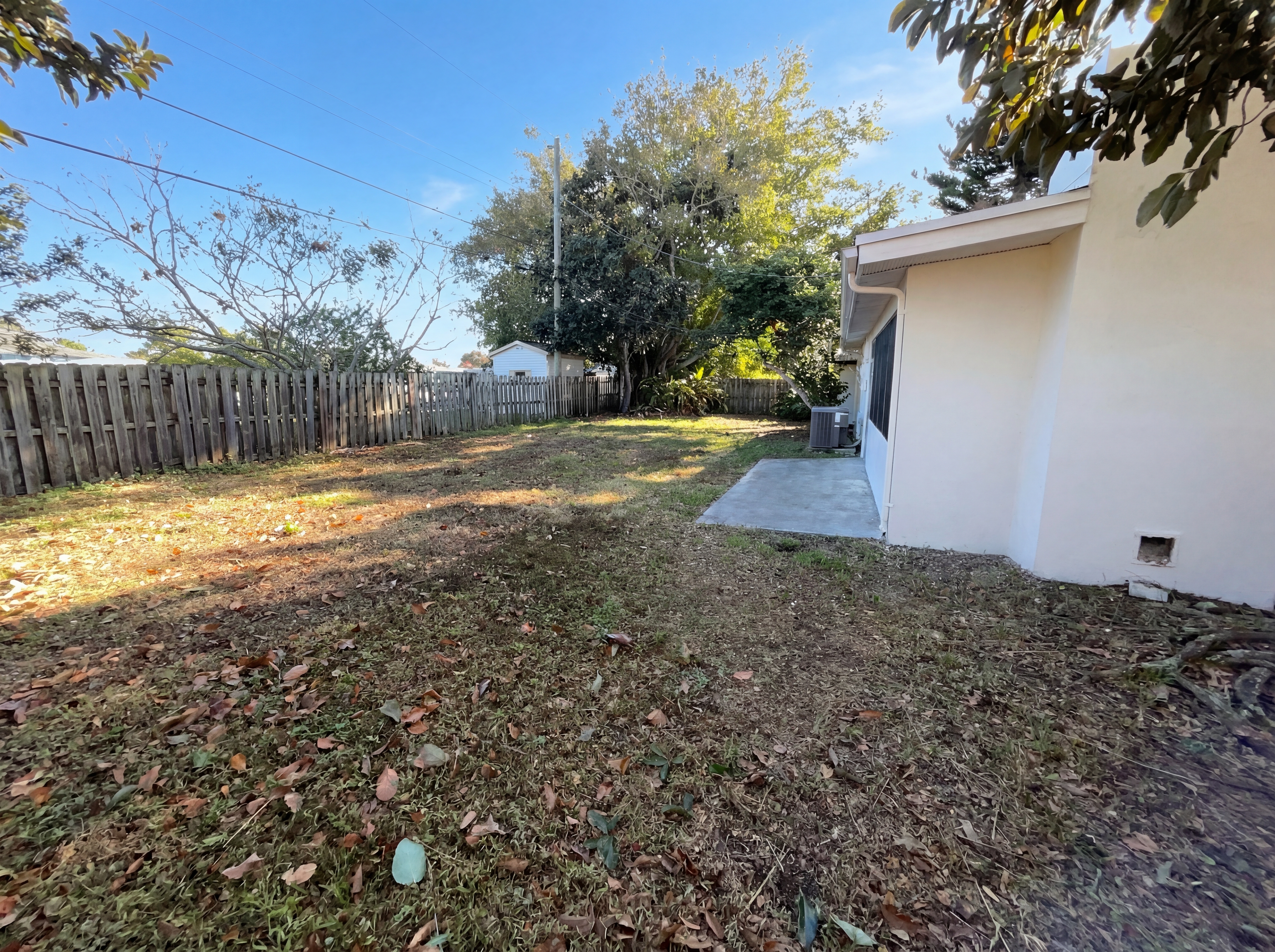 Photo 24 of 26 of 141 SE Calmoso Dr, Port Saint Lucie, FL