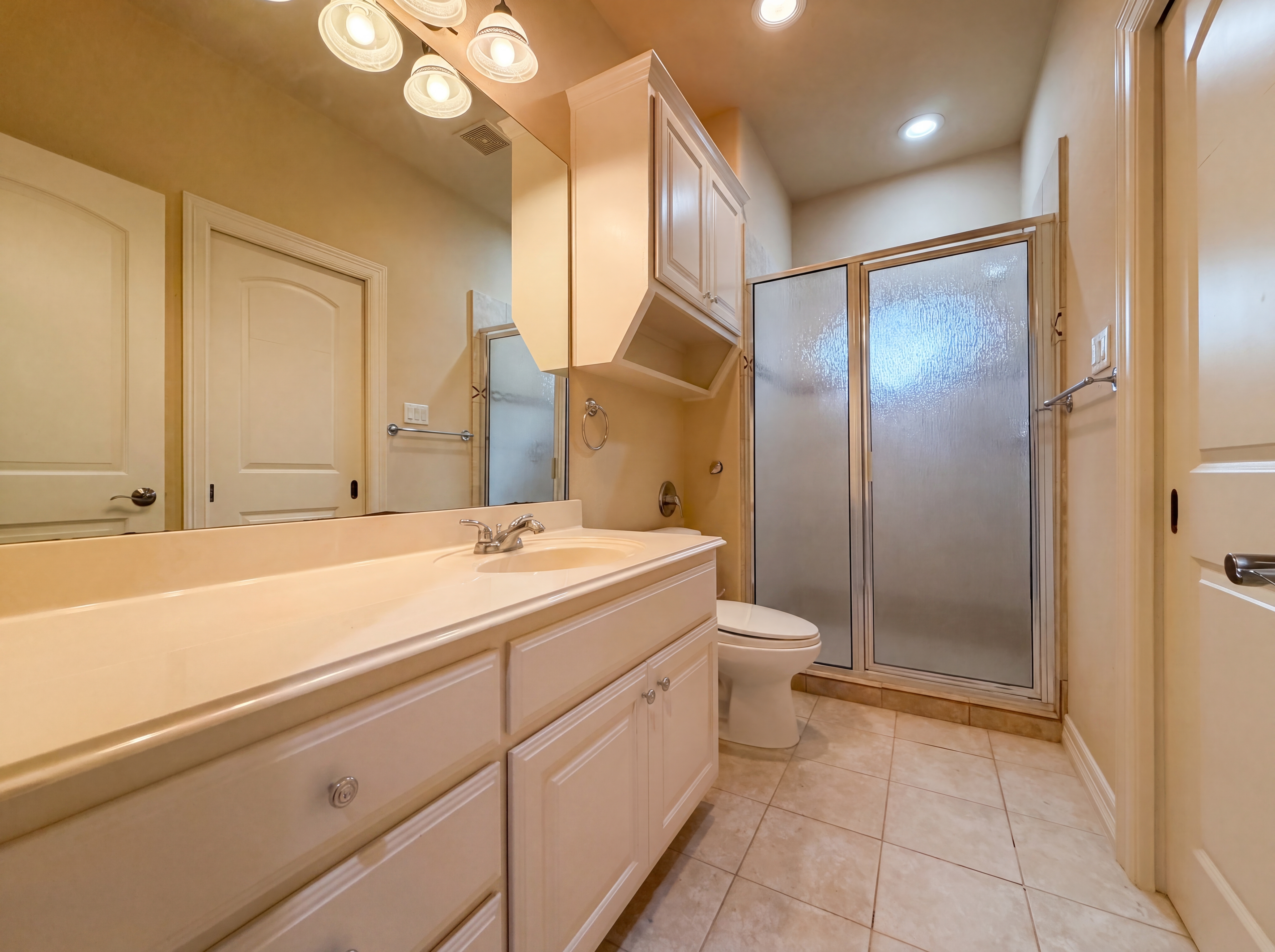 Photo 18 of 23 of 20646 Wahl Ln, San Antonio, TX