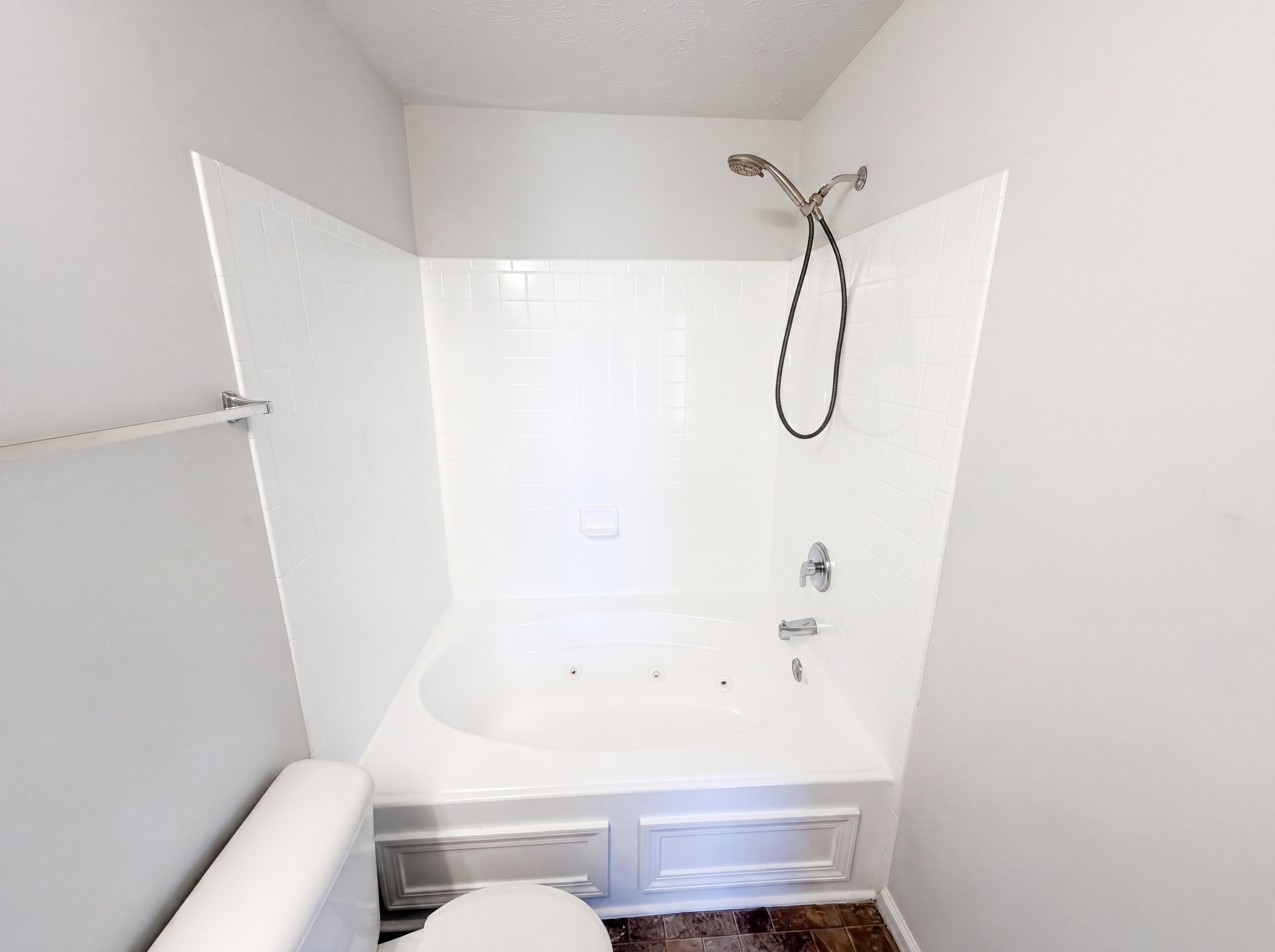 Photo 20 of 22 of 4322 Rhapsody Ln, Indianapolis, IN