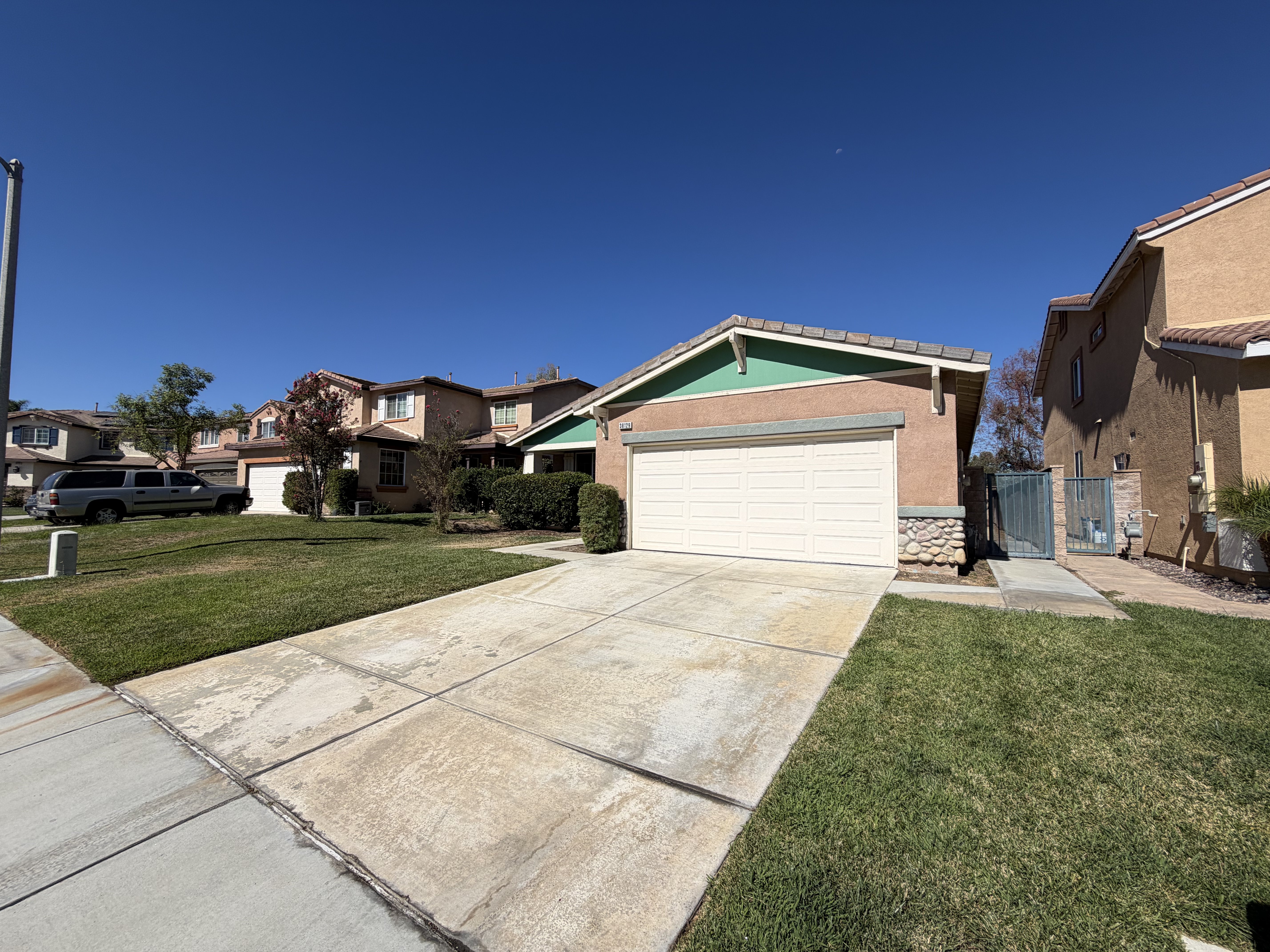 Photo 28 of 32 of 38129 Floricita St, Murrieta, CA