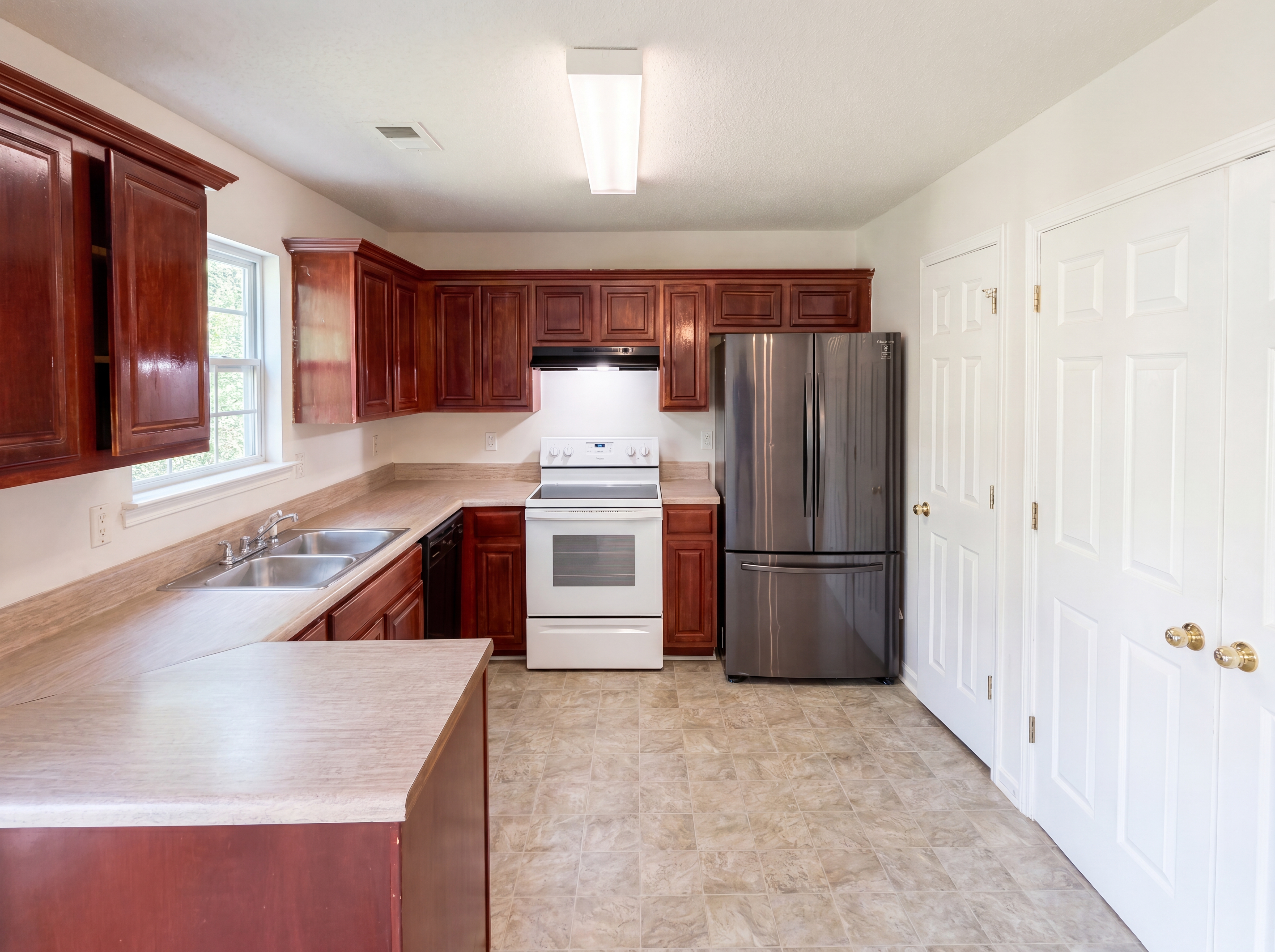 Photo 3 of 18 of 624 Stadler Pointe, McDonough, GA